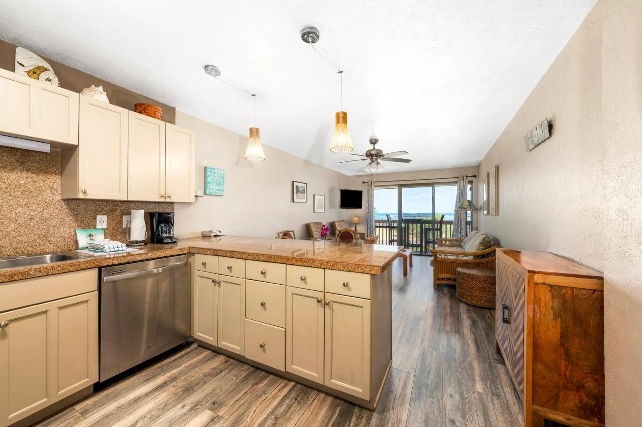 Photo of the whole room in Banyan Harbor Resort