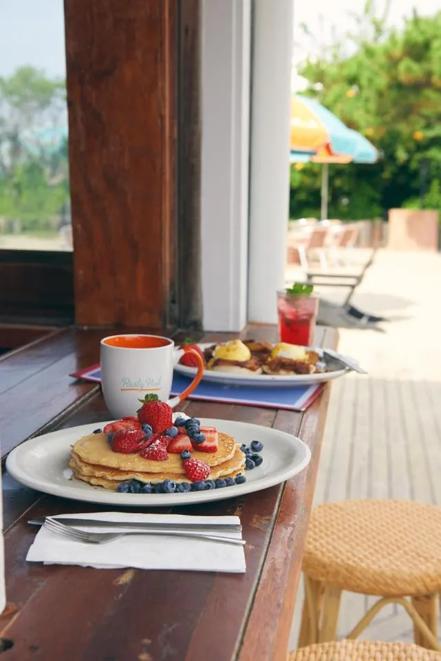 Restaurant/places to eat in Beach Shack