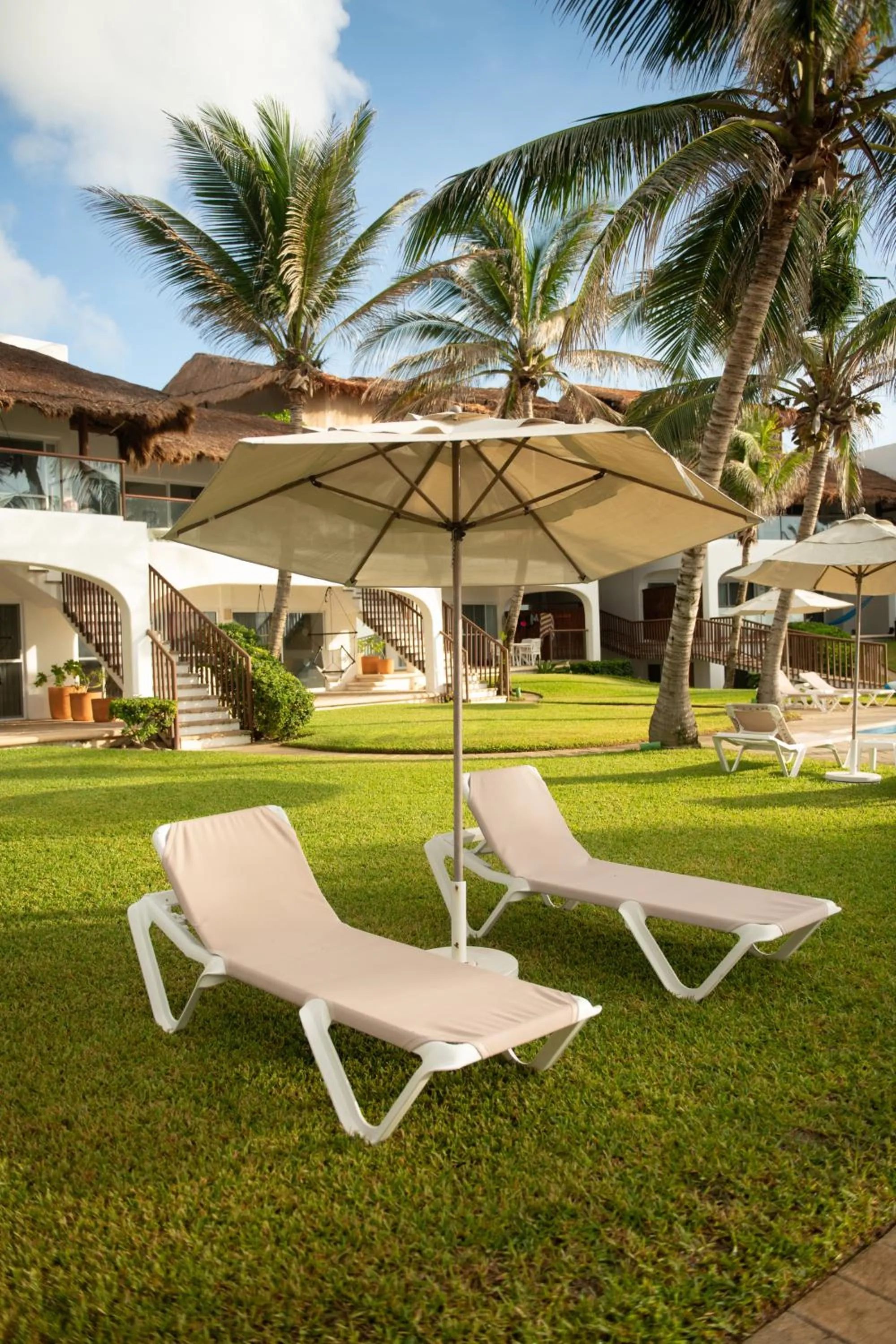 Property building in Las Villas Akumal