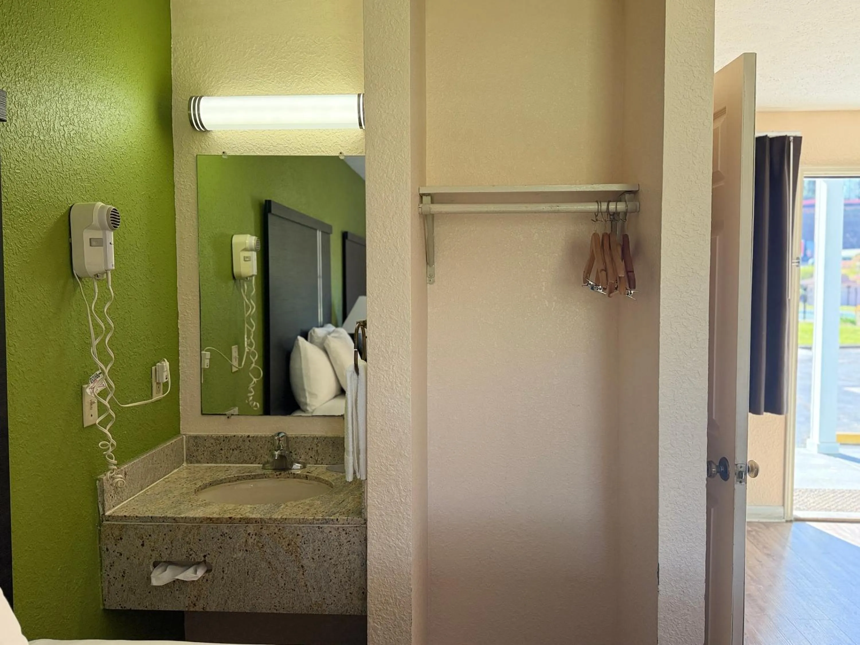 Bathroom in Mountain Valley Inn