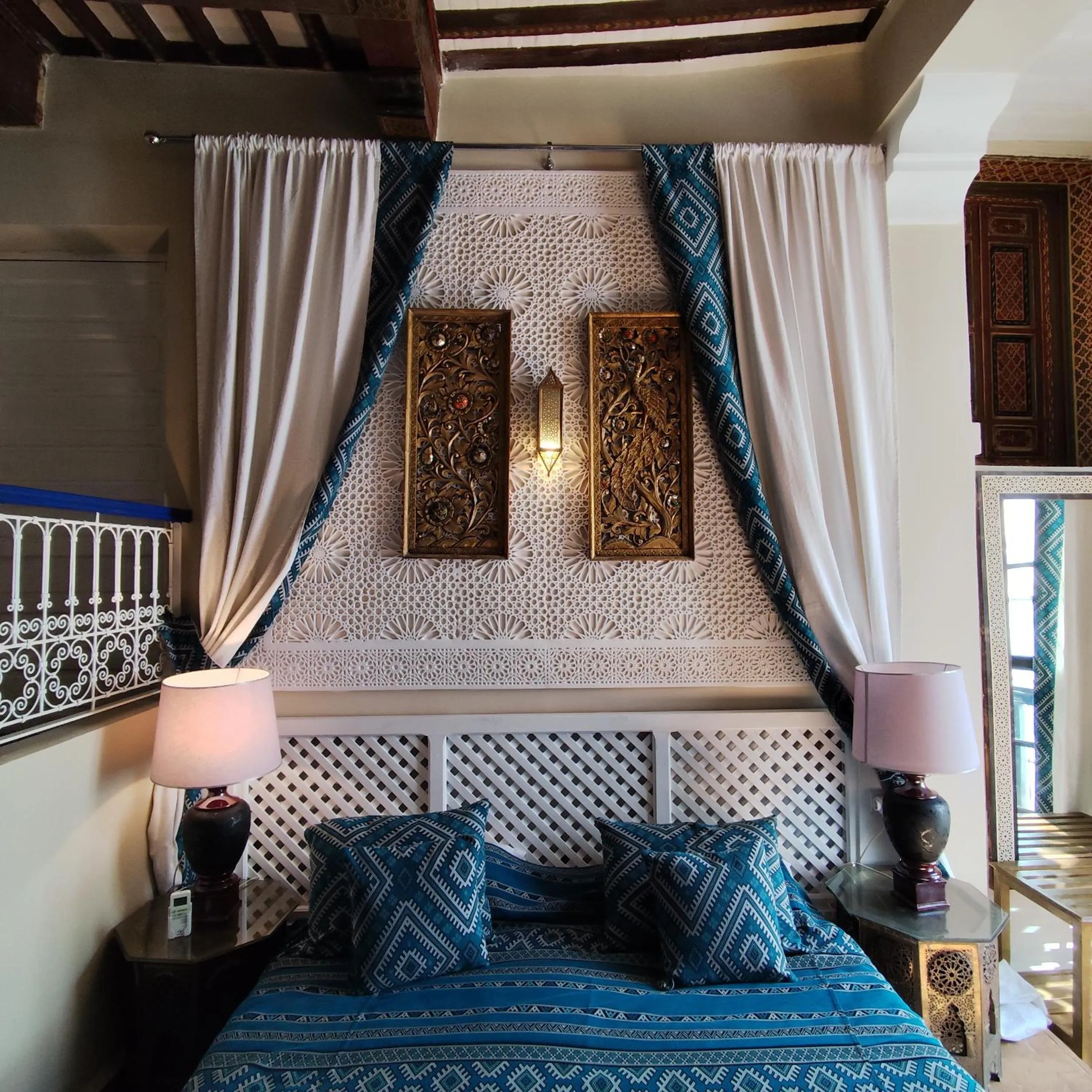 Bed in Riad Dar Saad - Hammam & Spa