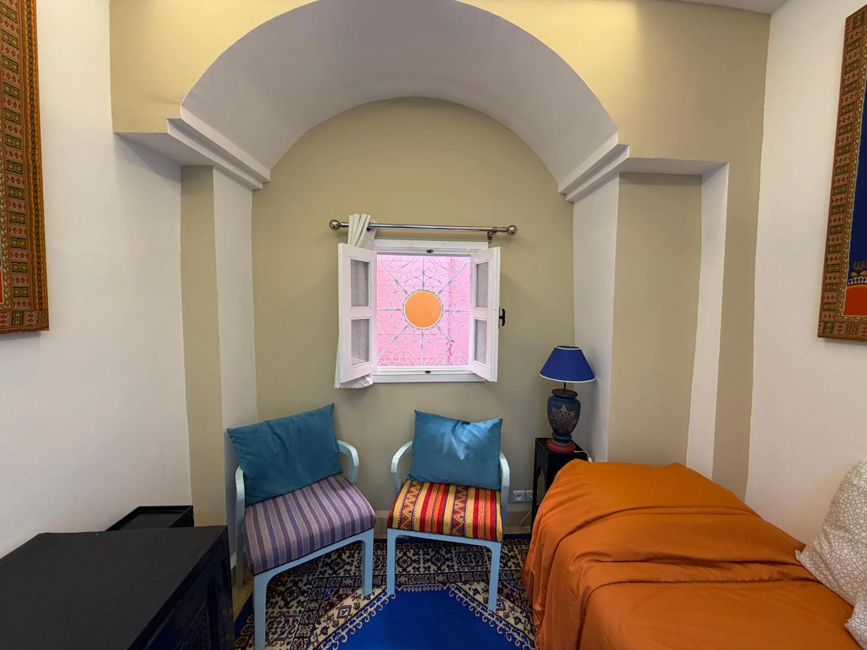 Bed in Riad Dar Saad - Hammam & Spa