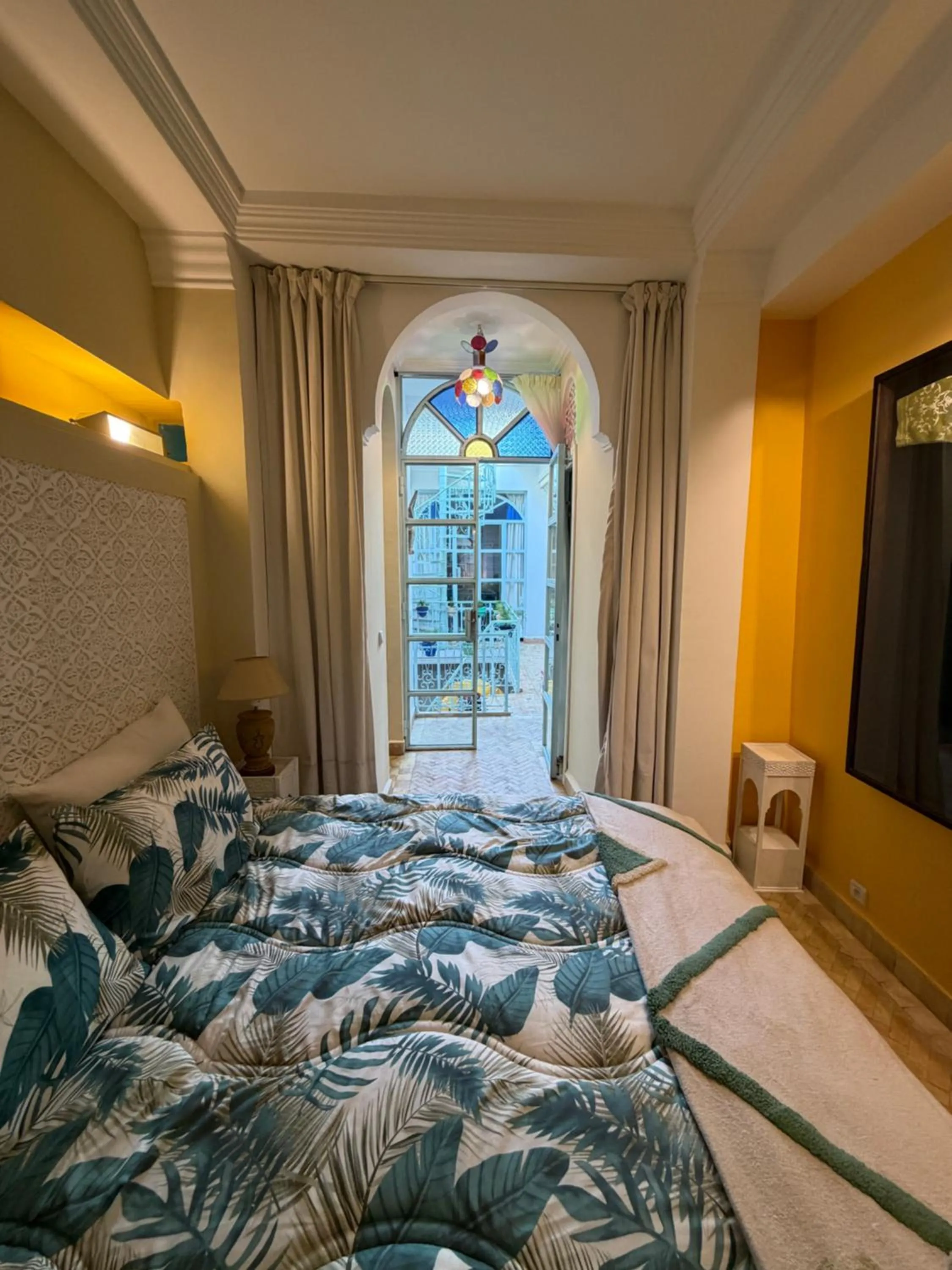 Bed in Riad Dar Saad - Hammam & Spa