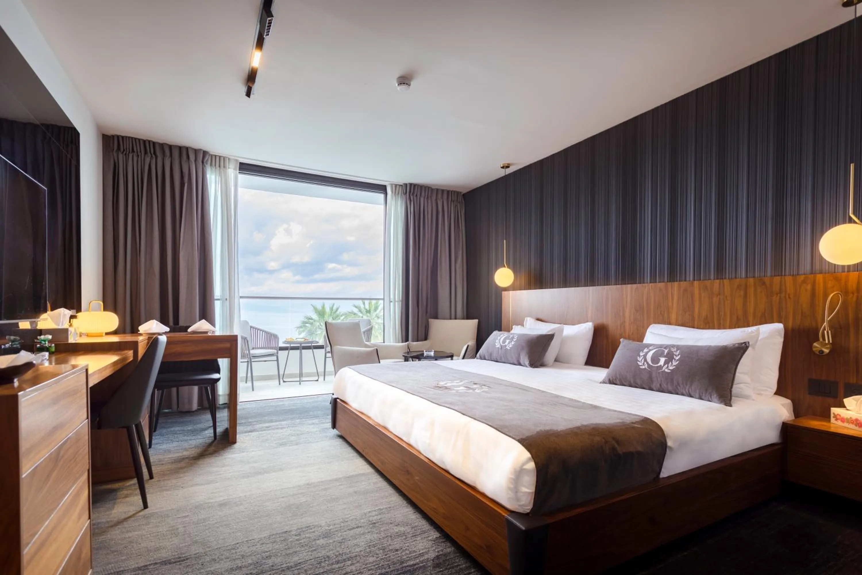 Bedroom, Bed in Golan Hotel