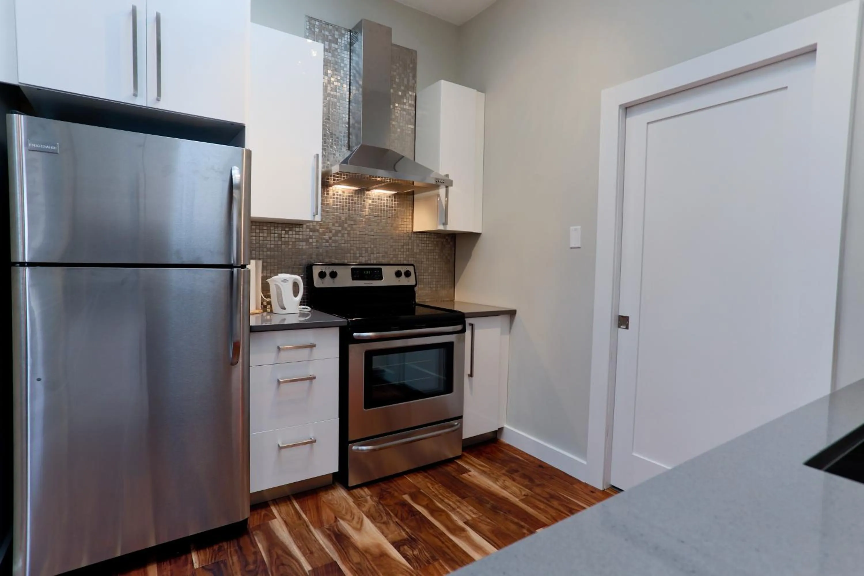 Kitchen or kitchenette in Boardwalk Homes - Executive Guest Rooms & Townhomes