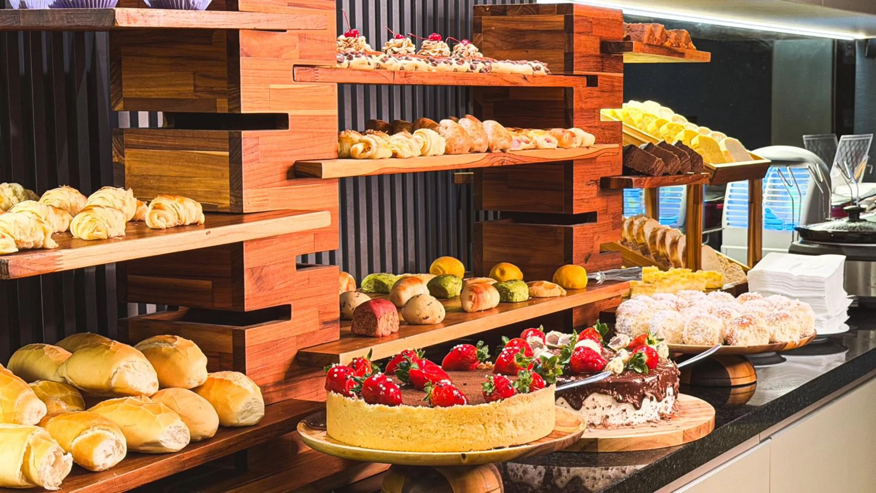 Breakfast in HD Plaza Hotel