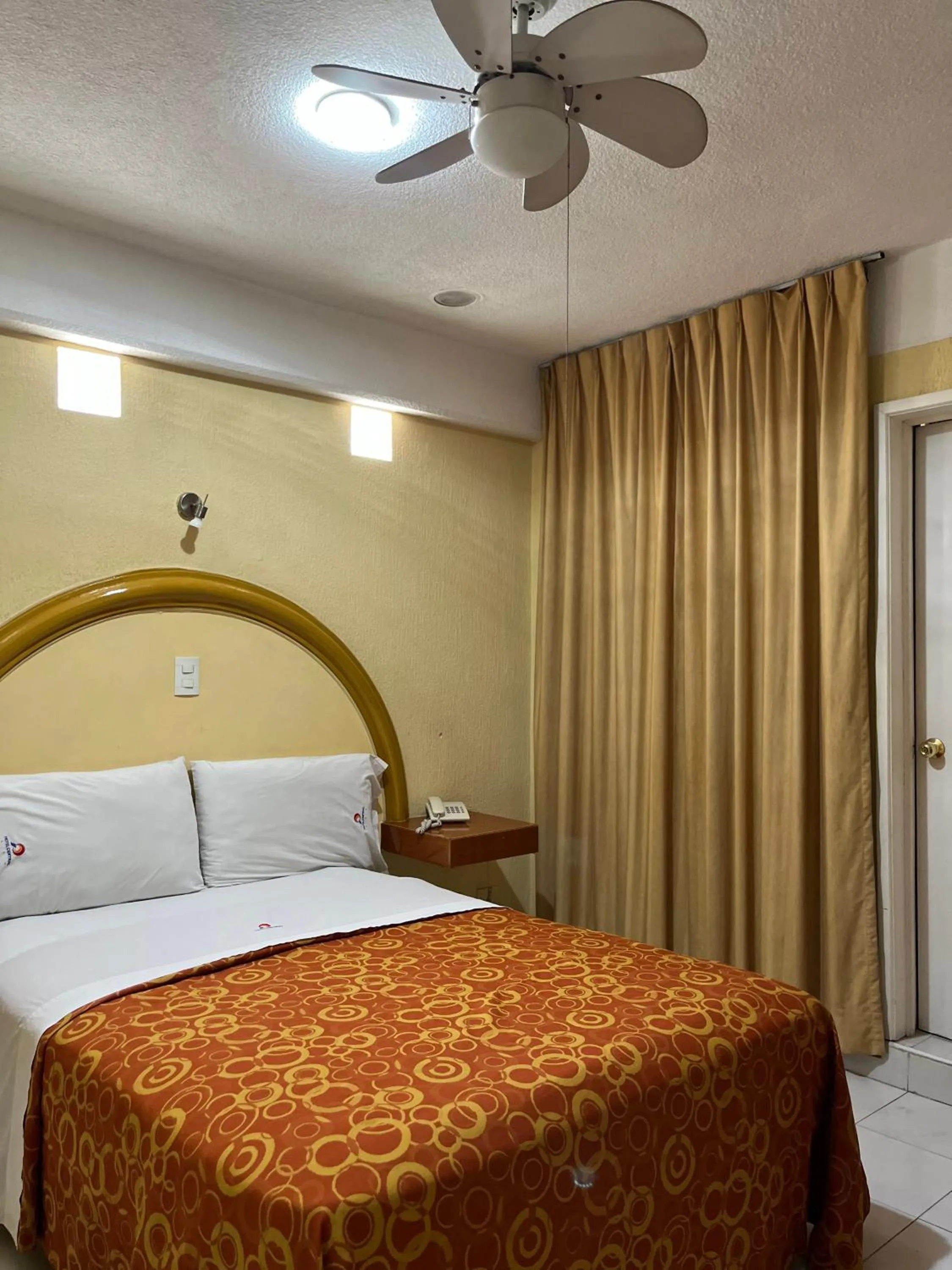 Bed in Hotel Central Puebla