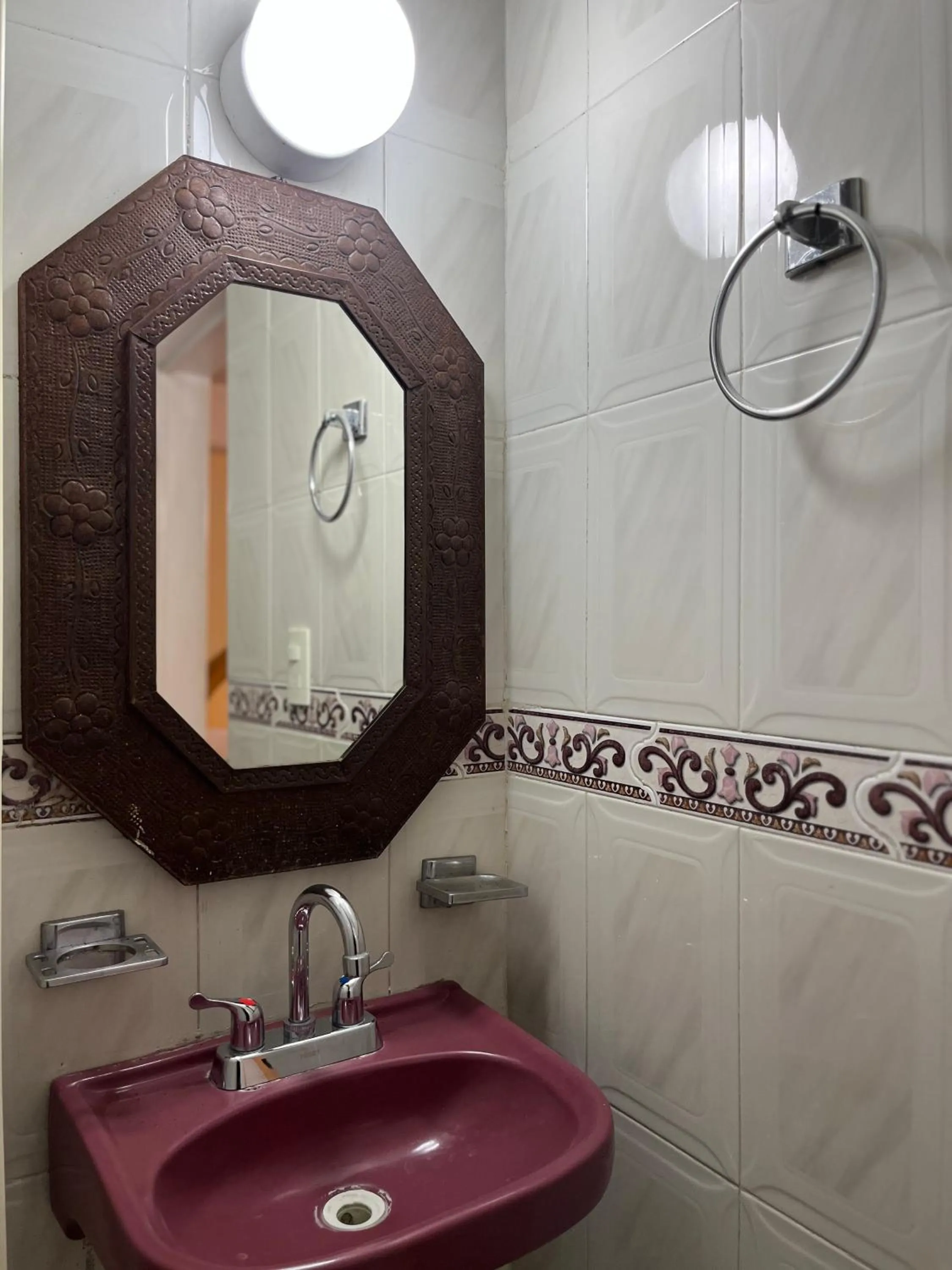 Bathroom in Hotel Central Puebla