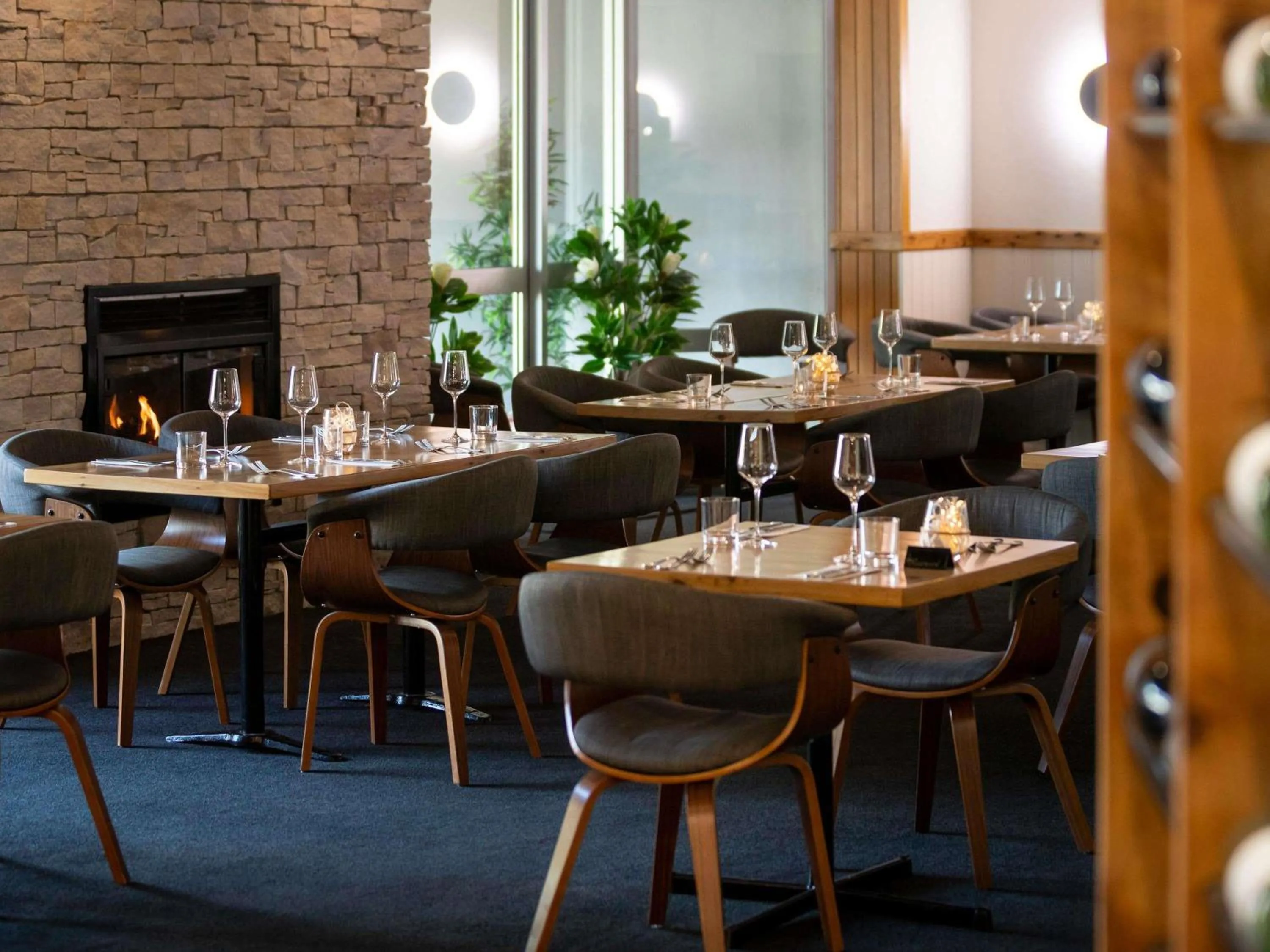 Restaurant/places to eat in ibis Styles Orange