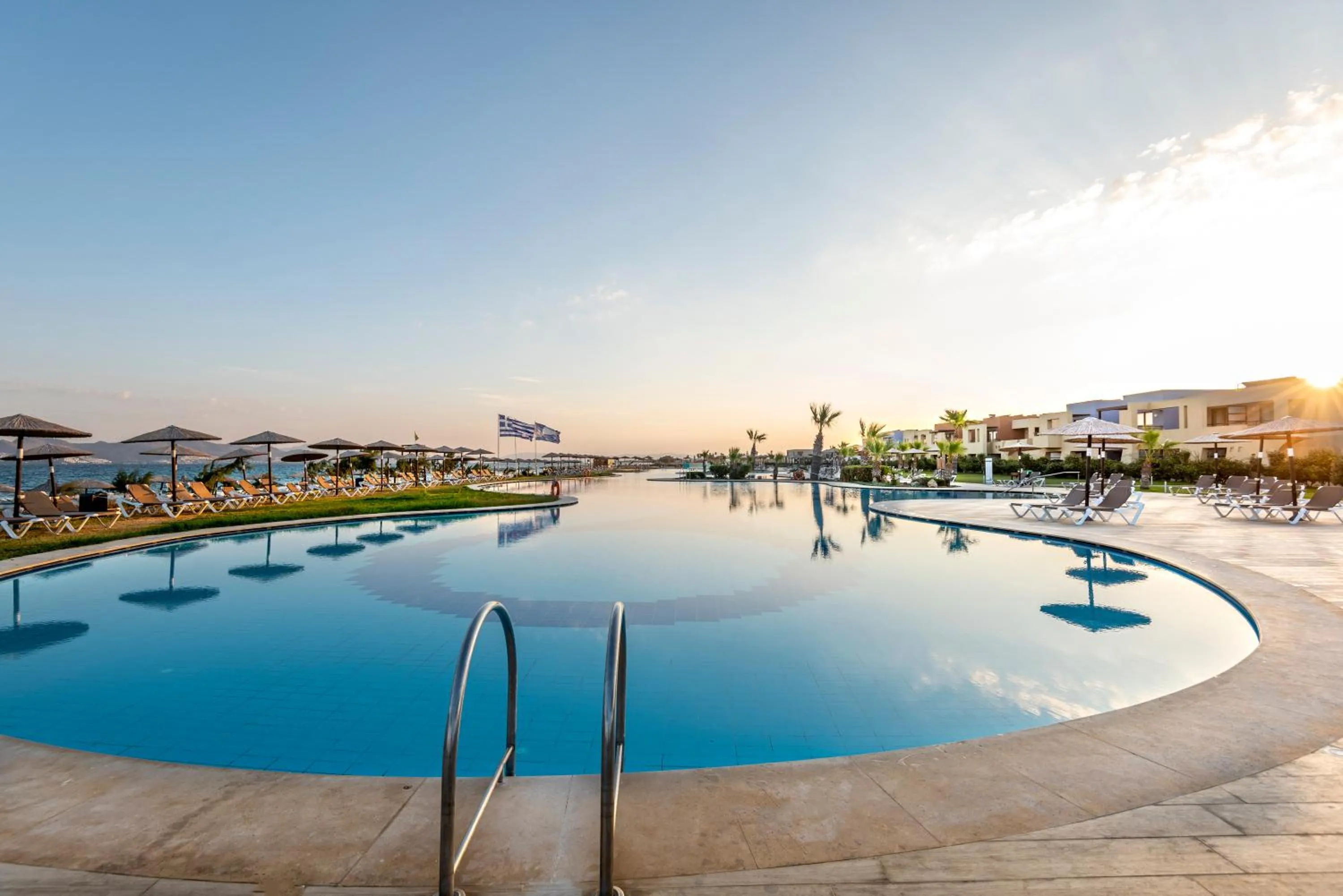 Swimming pool in Astir Odysseus Kos Resort and Spa