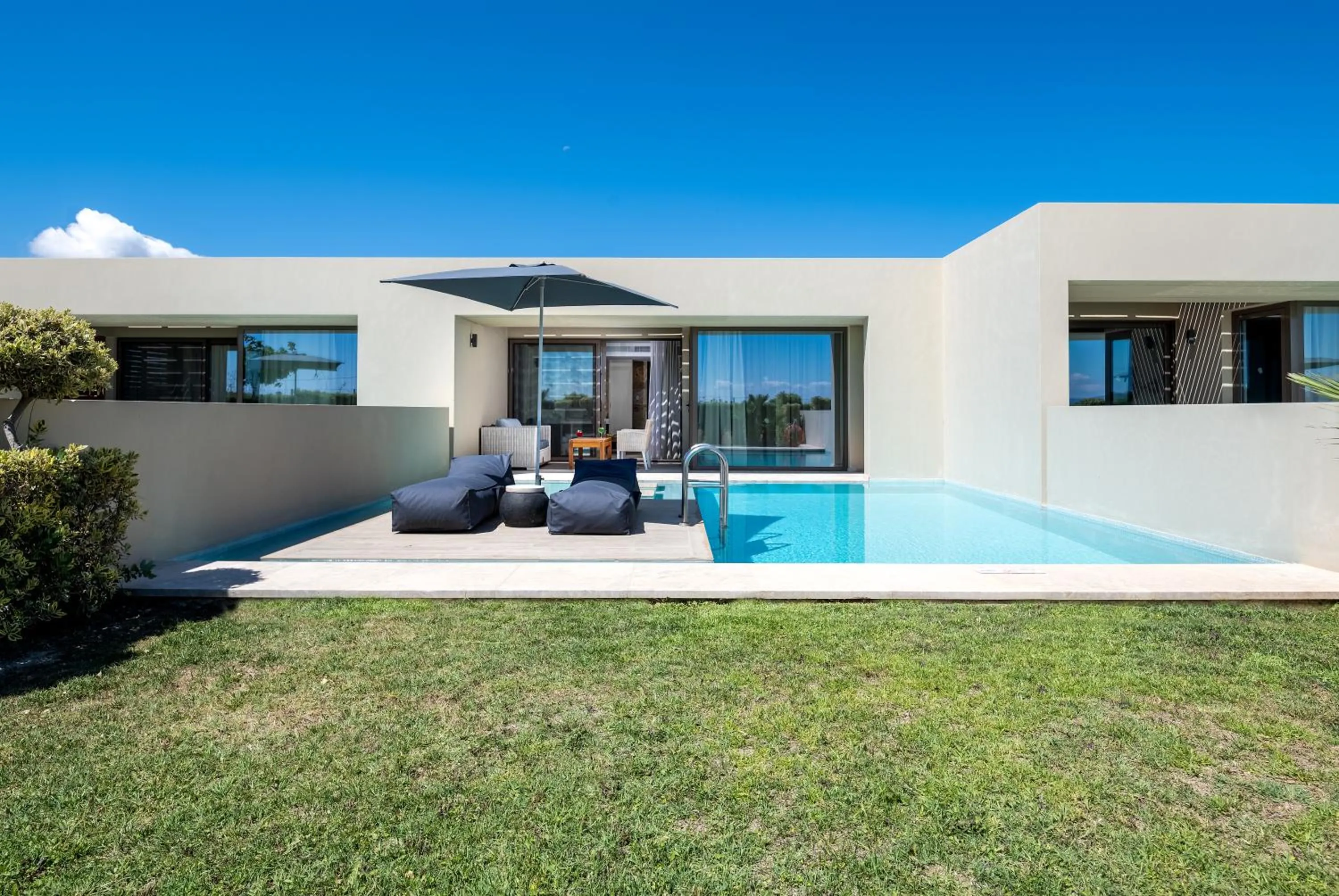 Swimming pool in Astir Odysseus Kos Resort and Spa