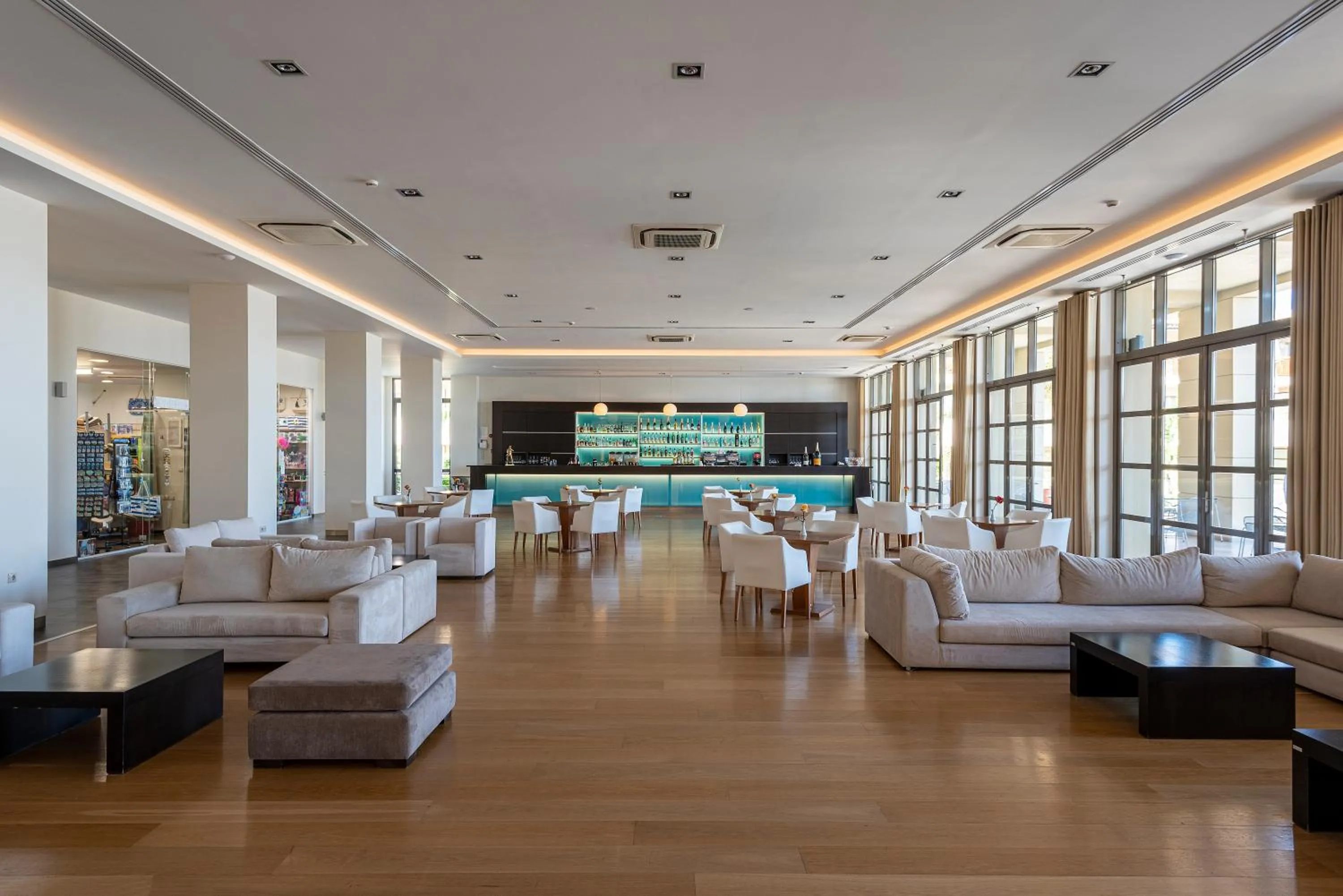 Lounge or bar in Astir Odysseus Kos Resort and Spa
