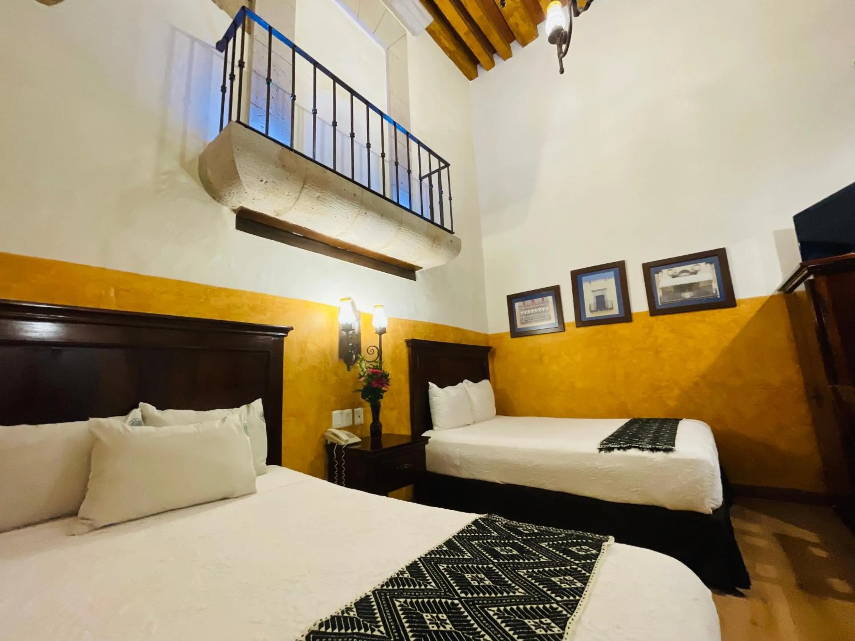 Bed in Hotel Historia