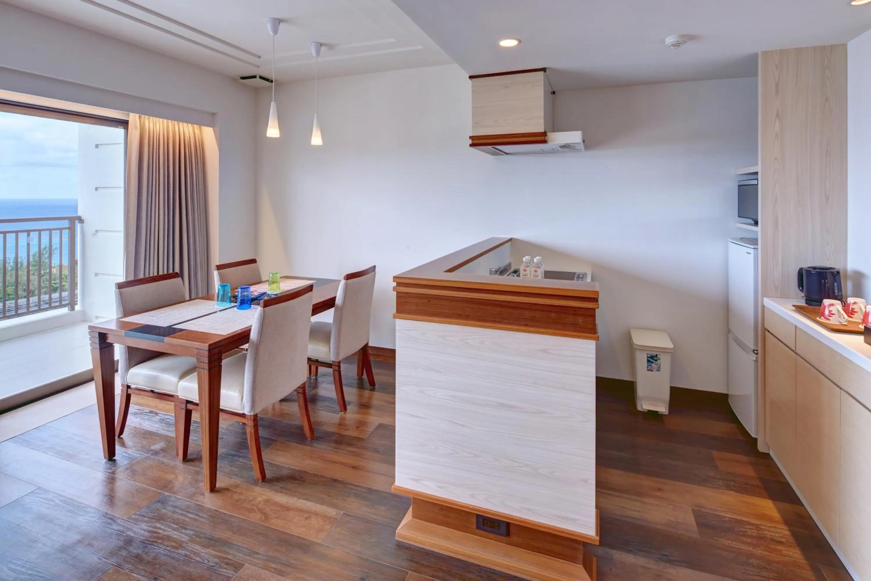 Photo of the whole room, Bed in Ala Mahaina Condo Hotel