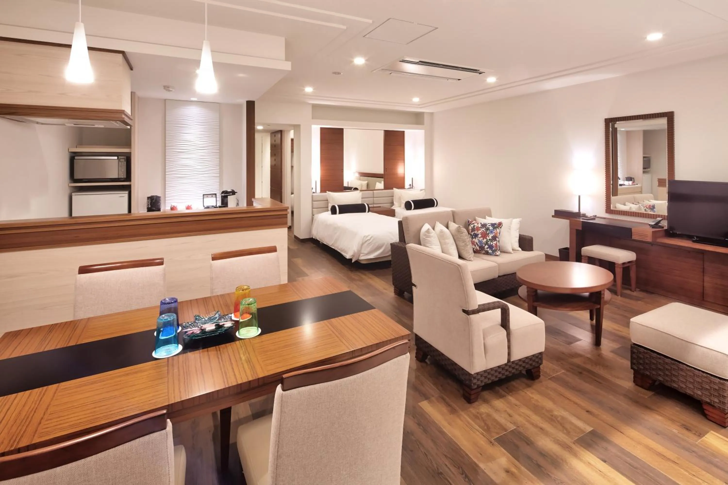 Photo of the whole room in Ala Mahaina Condo Hotel