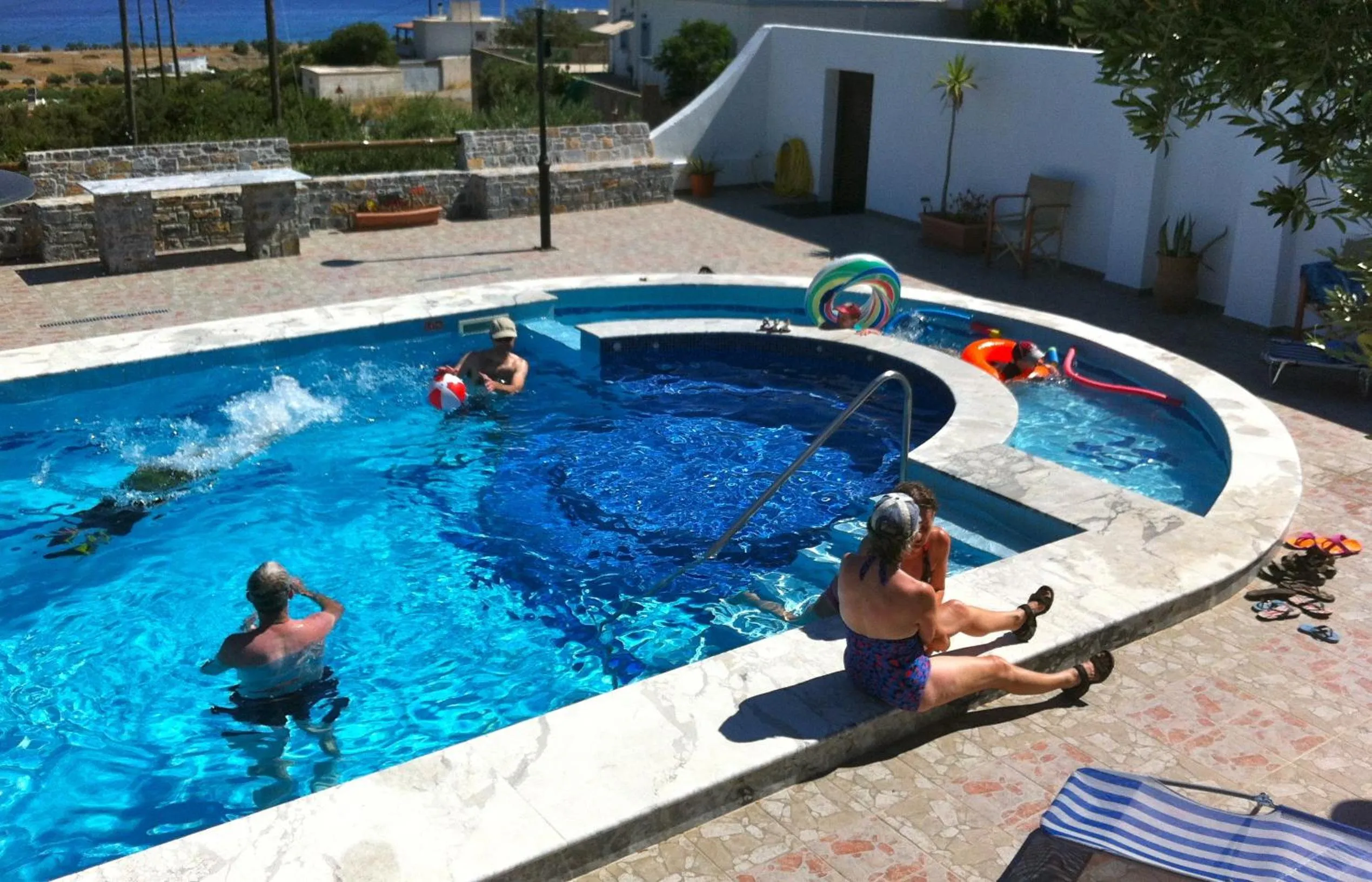 Swimming pool in Filoxenia Villa