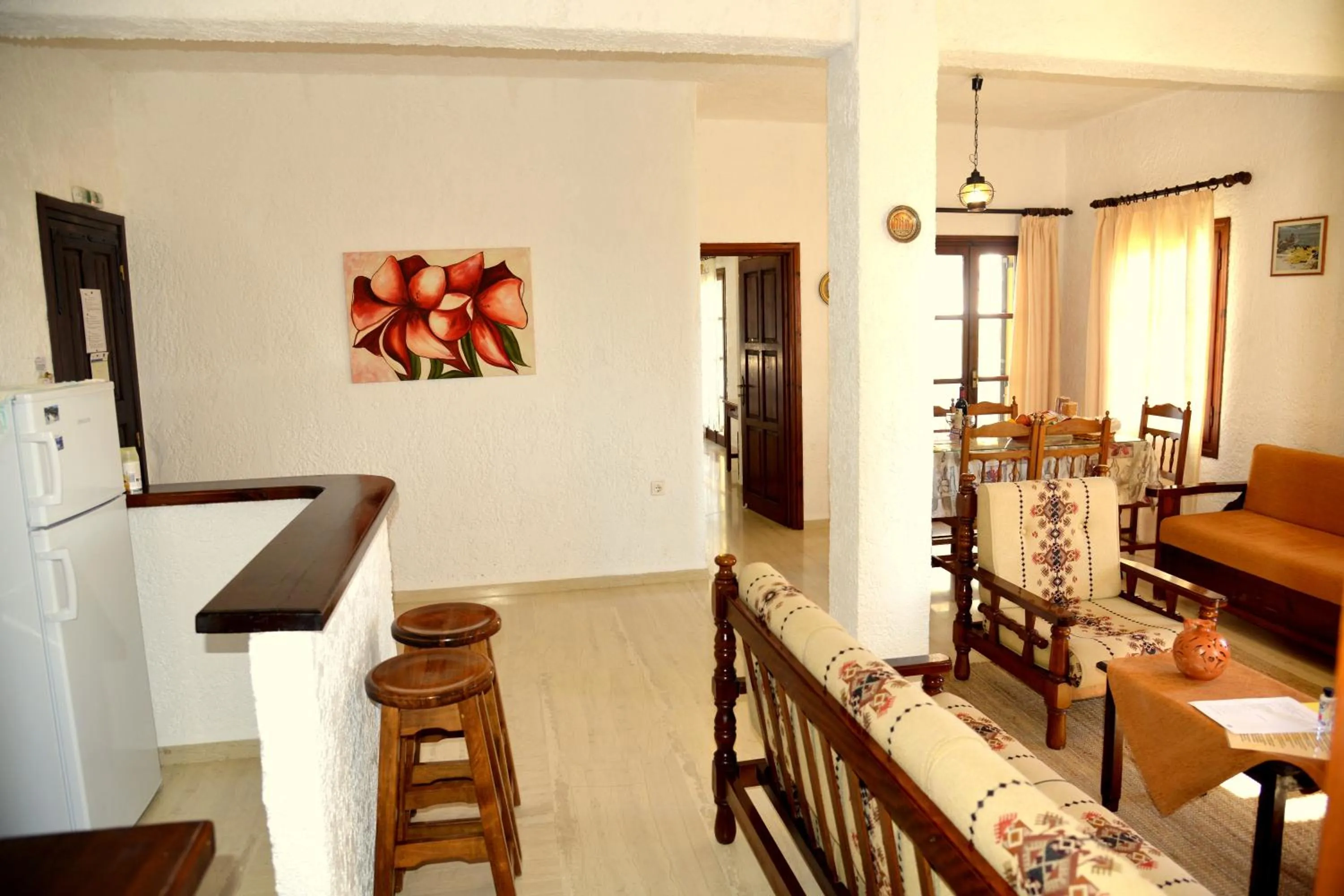 Kitchen or kitchenette in Filoxenia Villa