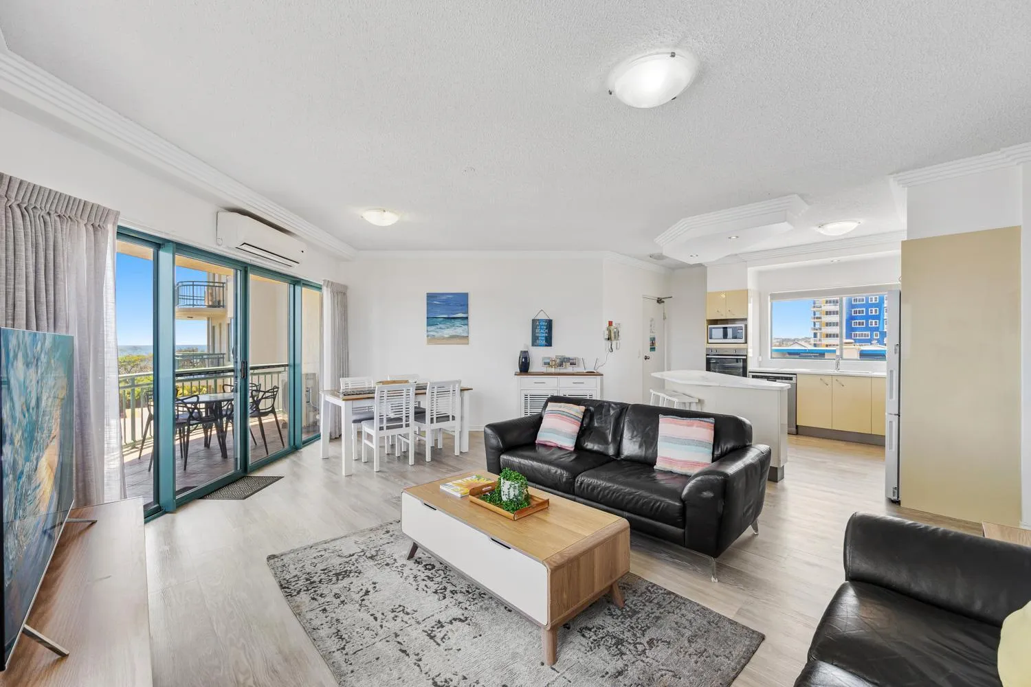 Sunshine Towers Boutique Apartments