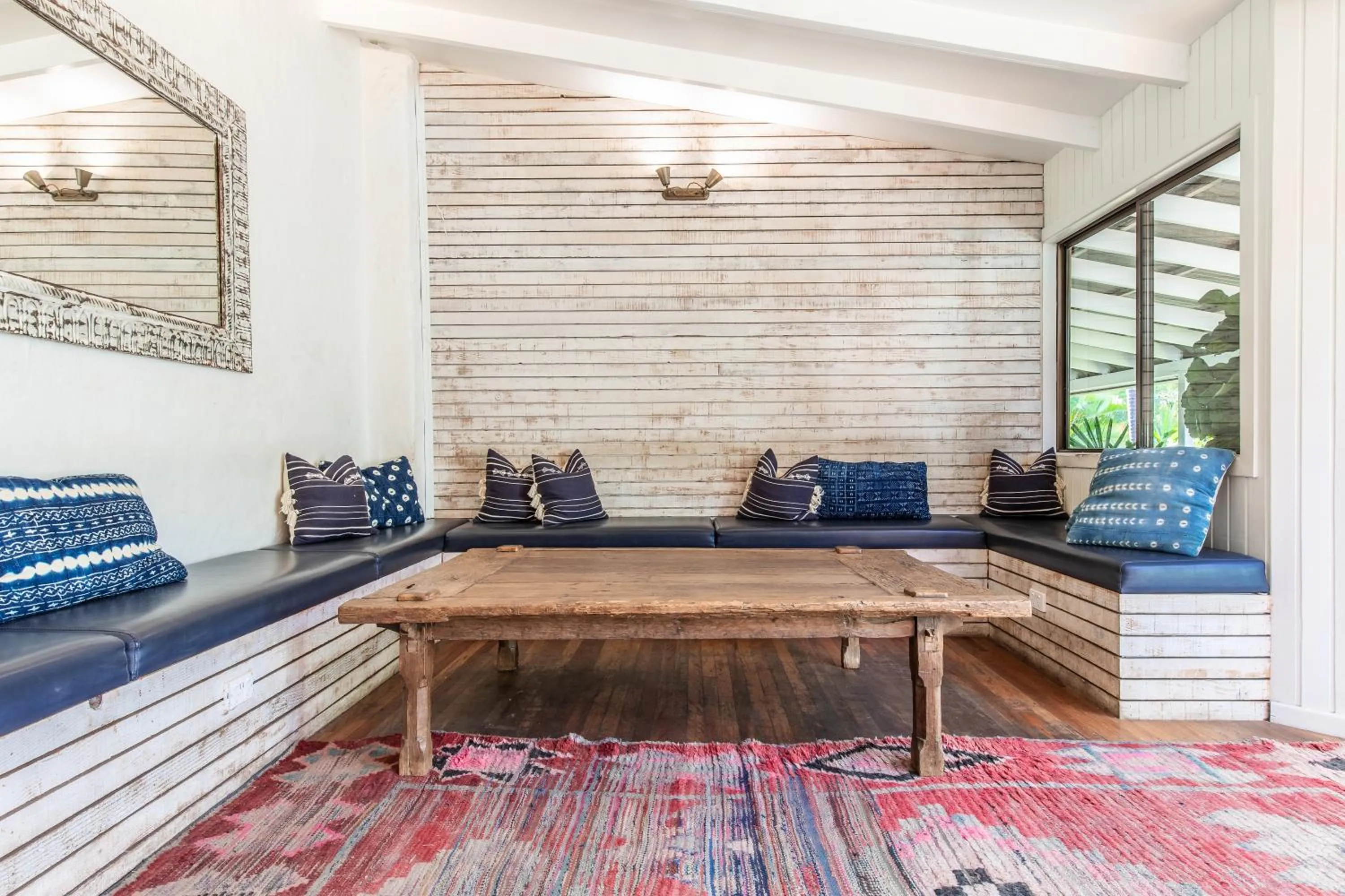 Lobby or reception in Wake Up! Byron Bay