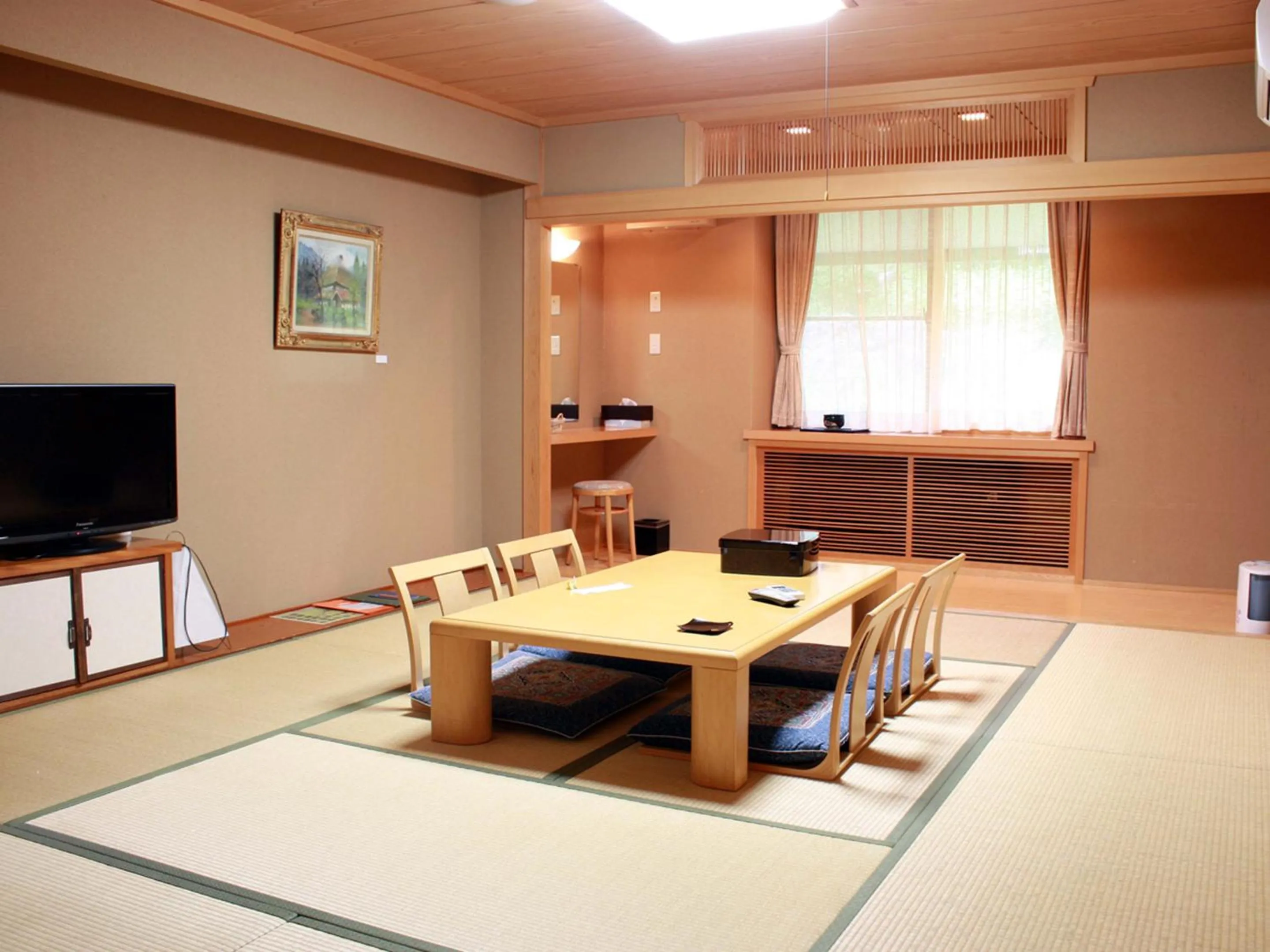 Photo of the whole room in Megahira Onsen Quelle Yoshiwa