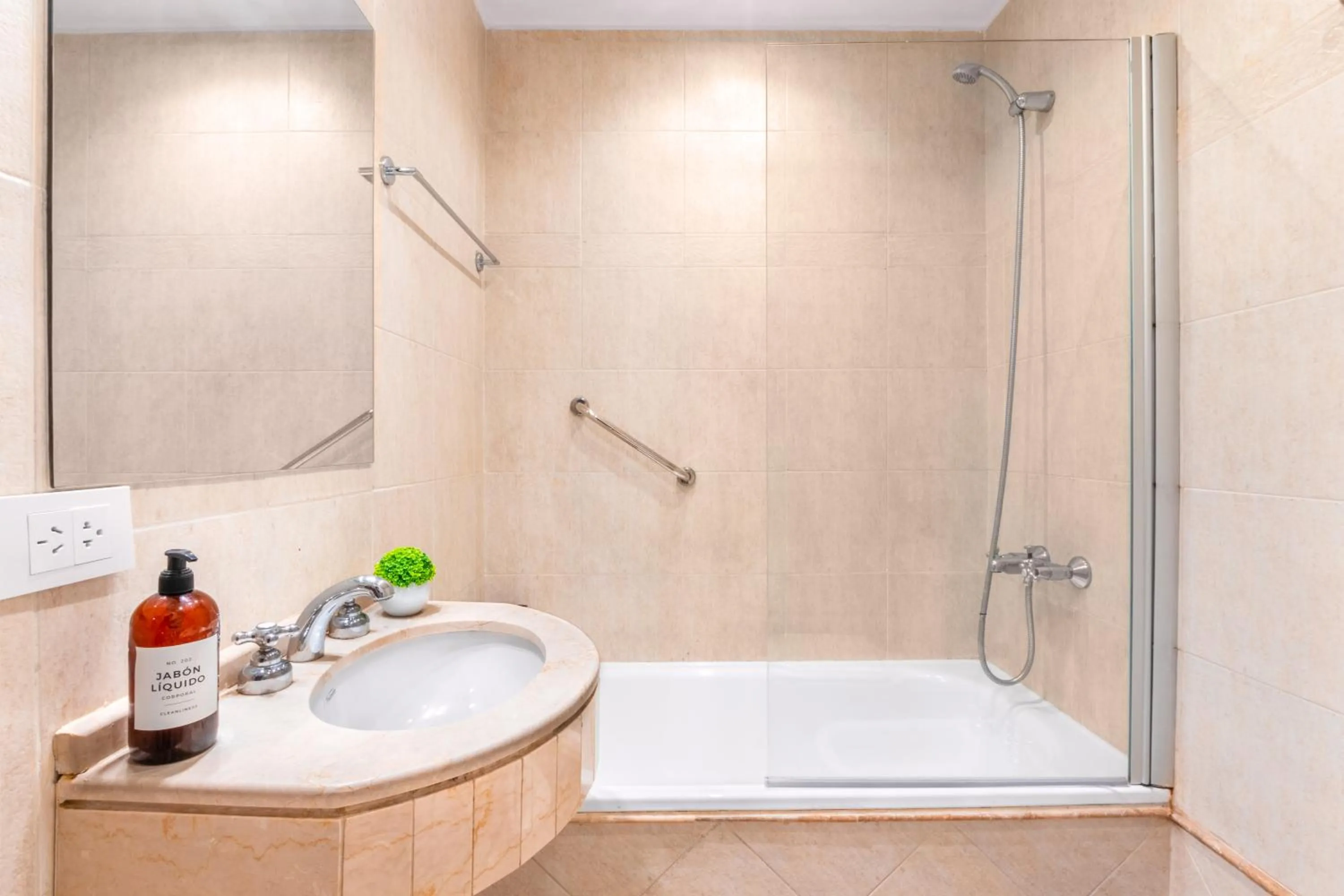 Bathroom in Modern Apartments in Puerto Madero