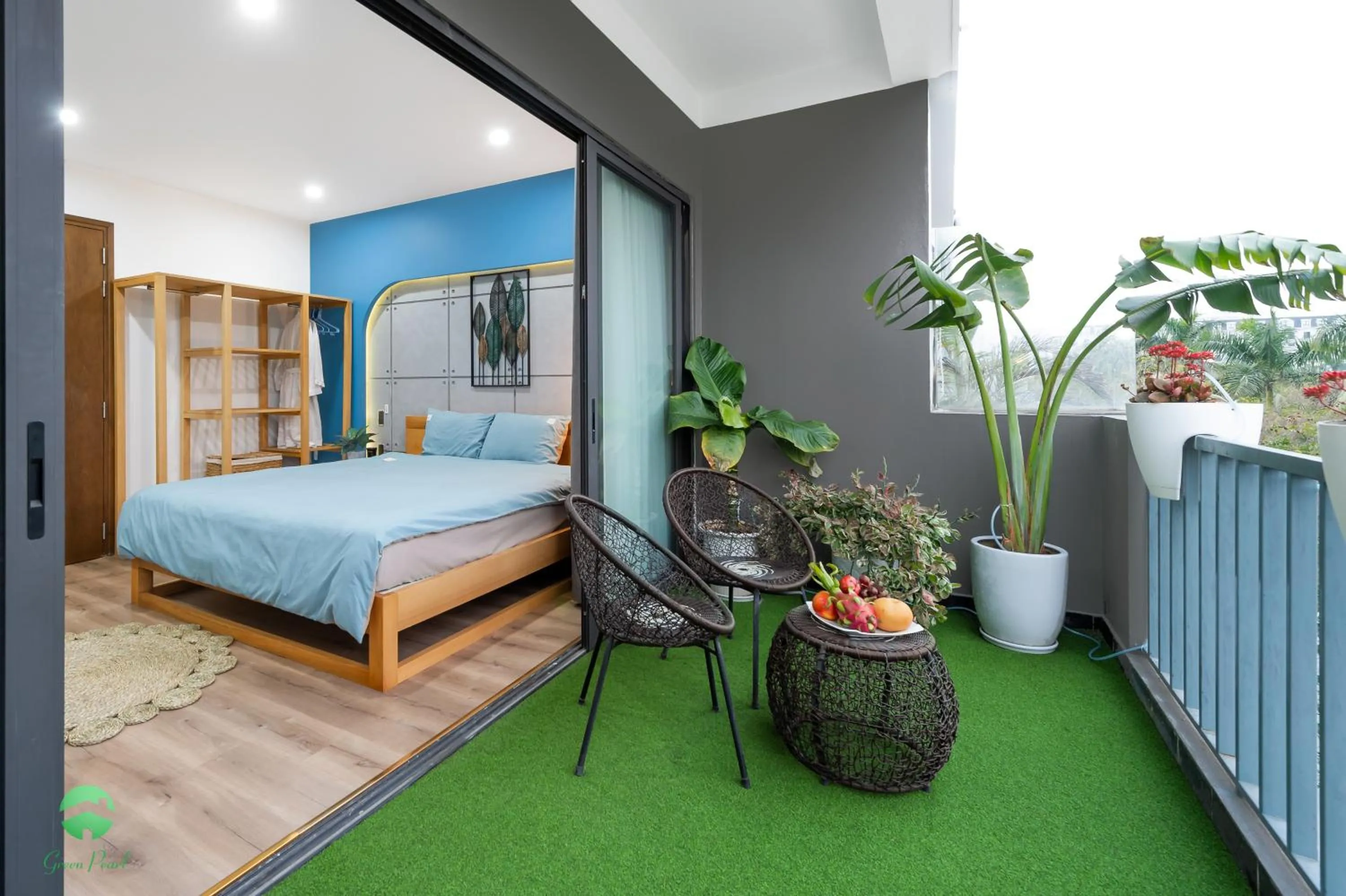 Balcony/Terrace, Bed in Green Pearl Villa Ha Long