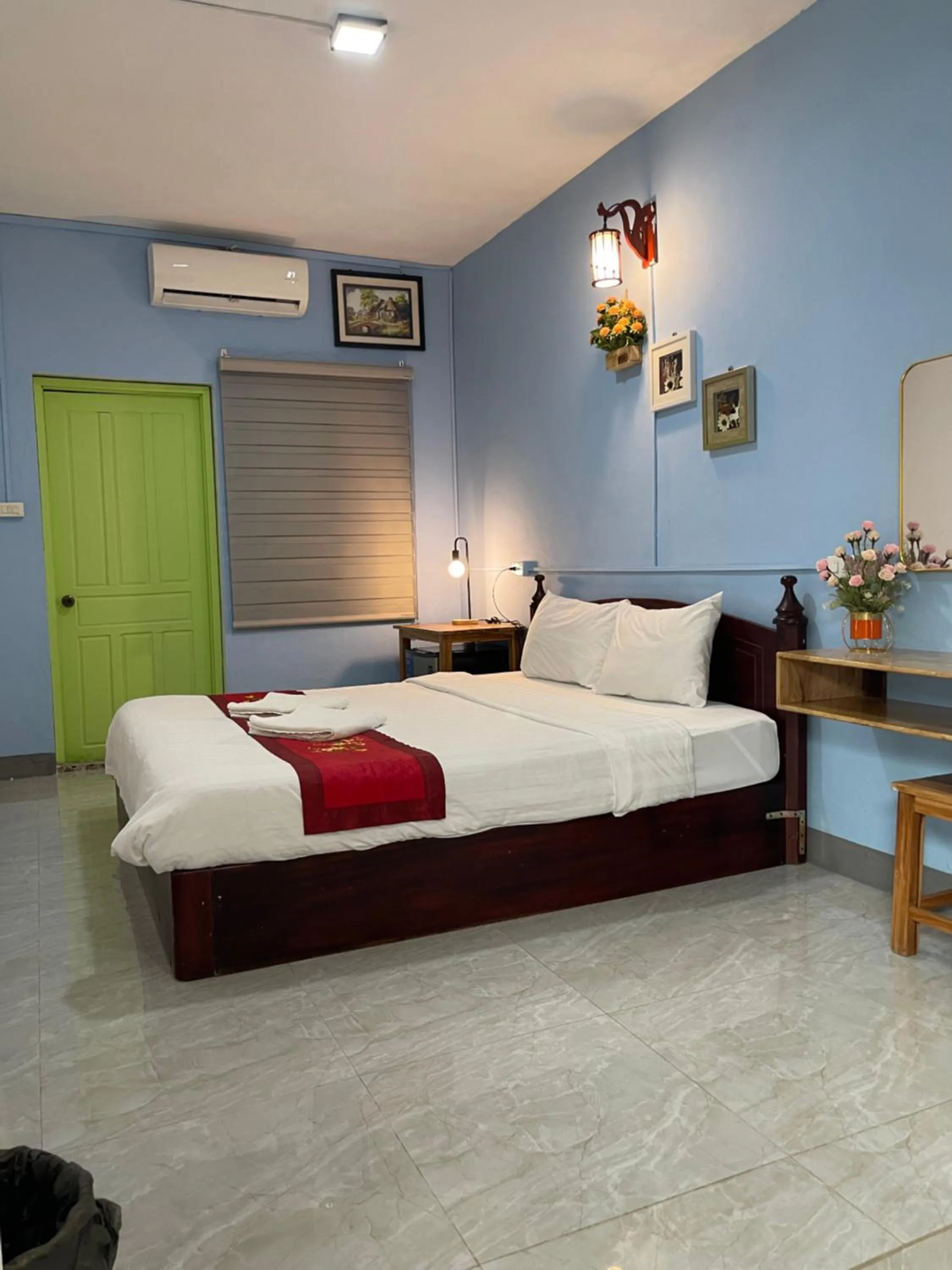 Bed in Liberty Place