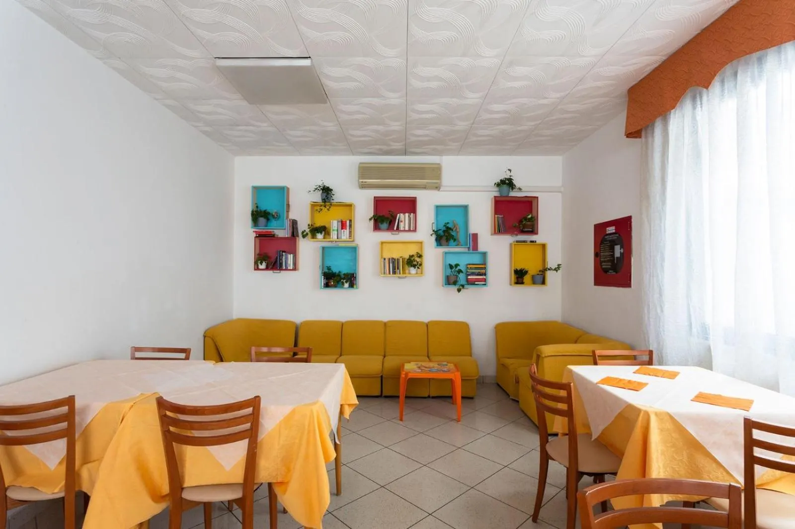 Library in Hotel Zenith