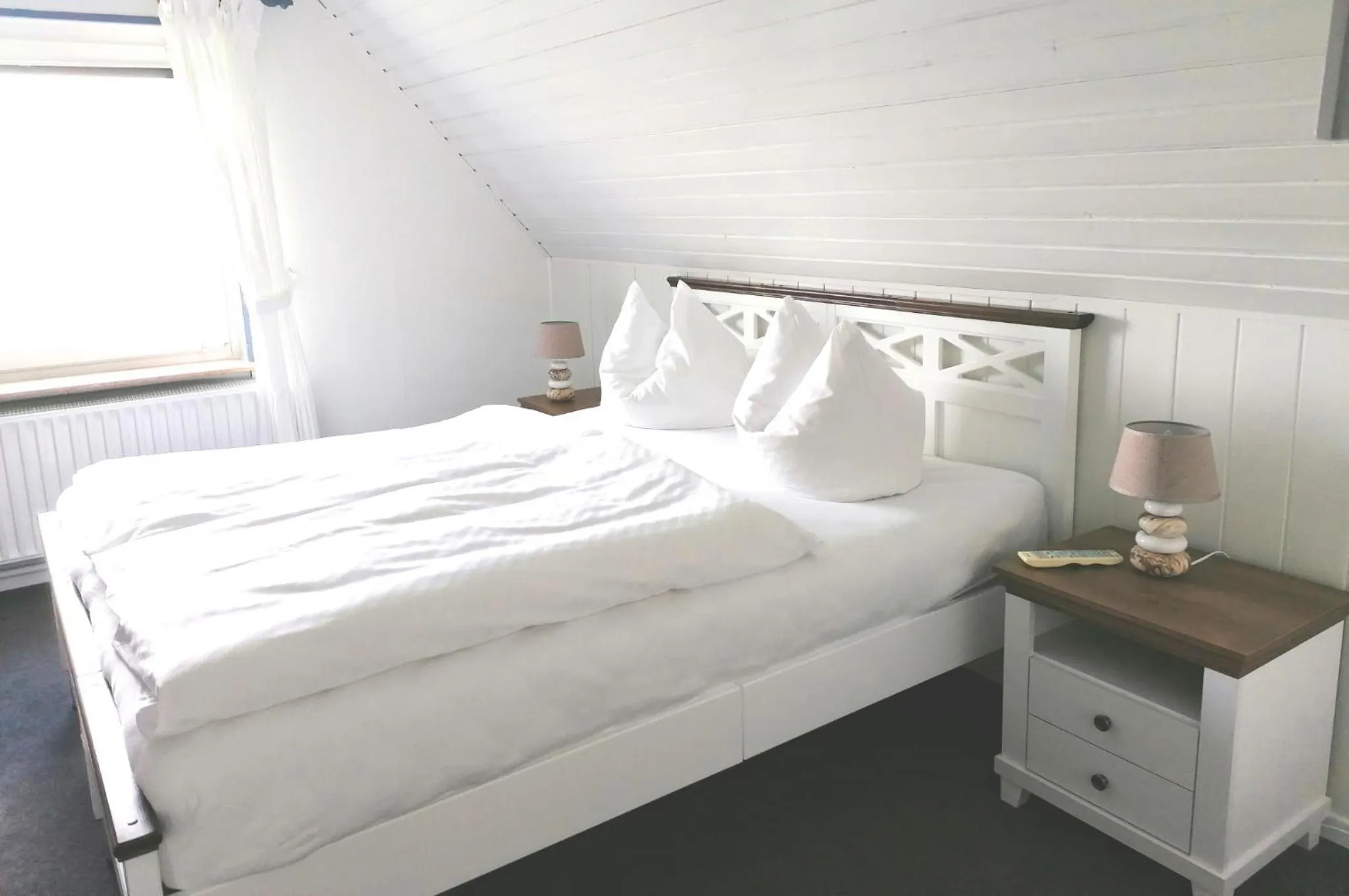 Bed in Hotel Möven-Kieker