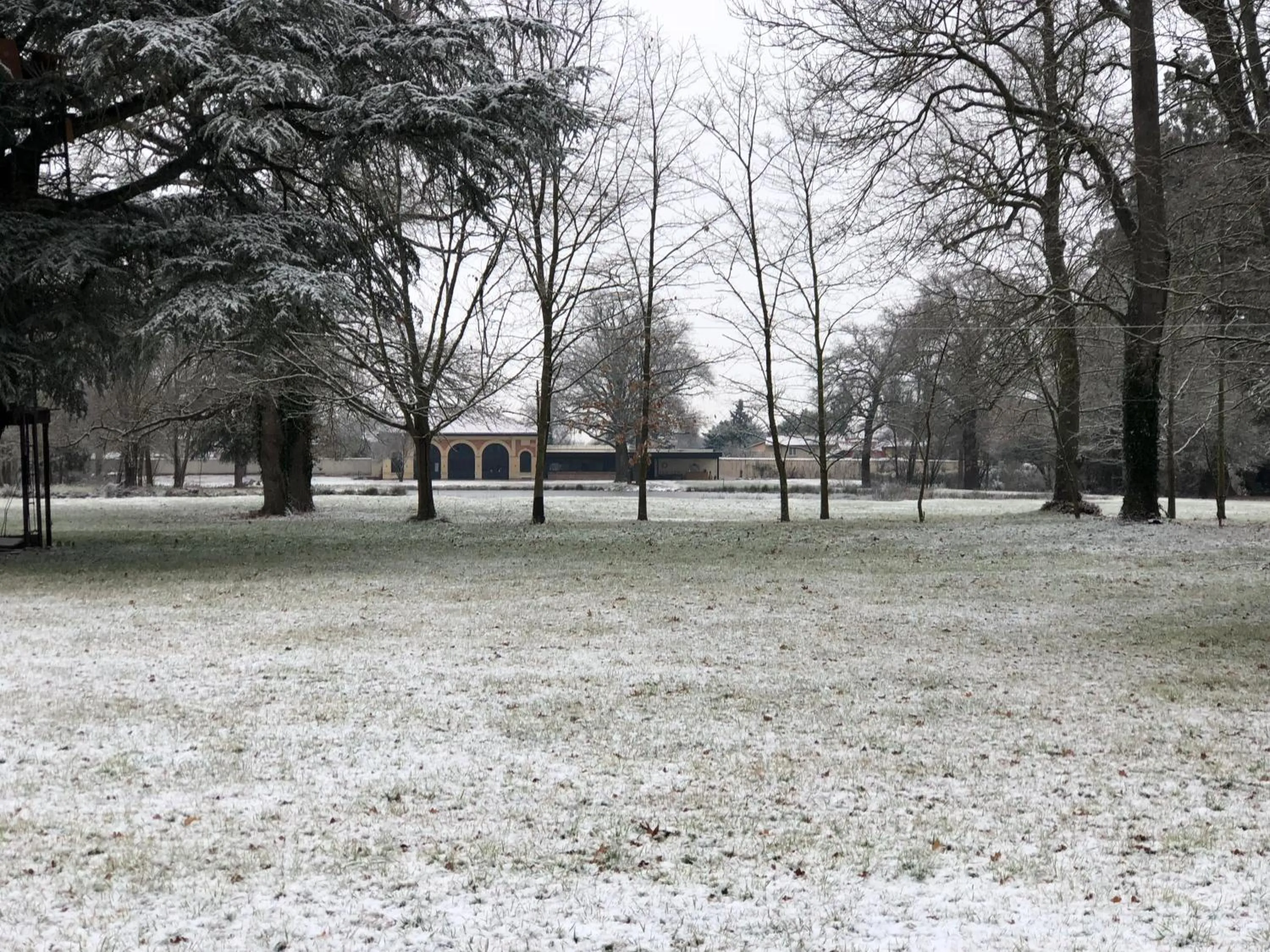 ORANGERIE de CHATEL-Selection FIGARO & ELLE Magazine