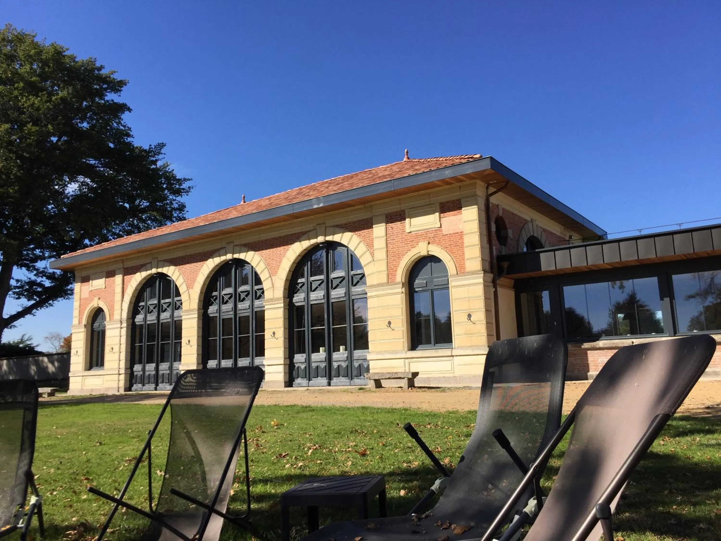 ORANGERIE de CHATEL-Selection FIGARO & ELLE Magazine