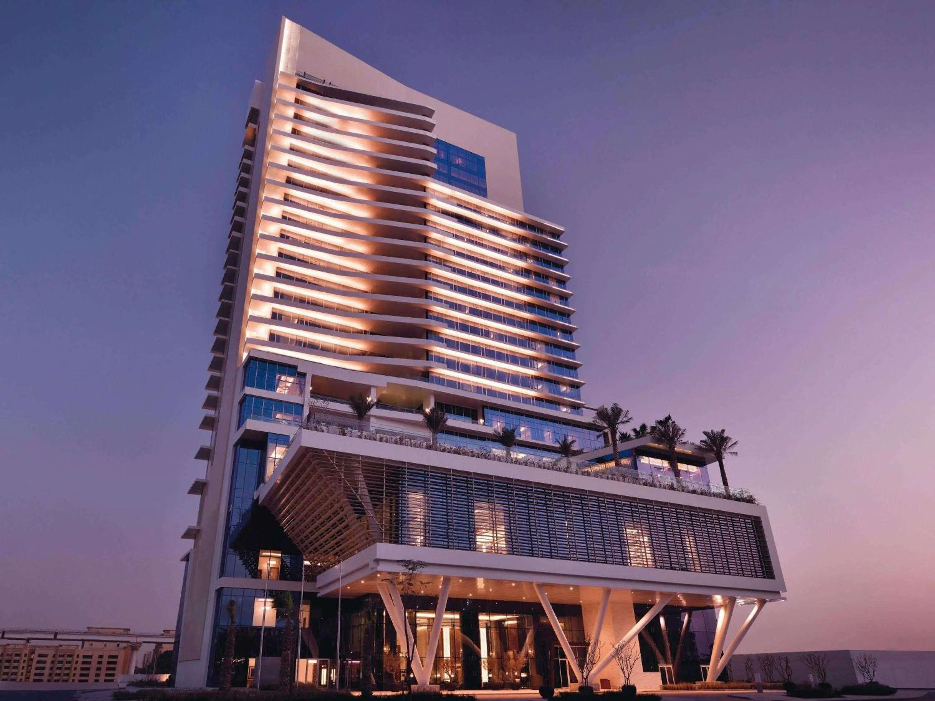 Property building in Grand Plaza Mövenpick Media City