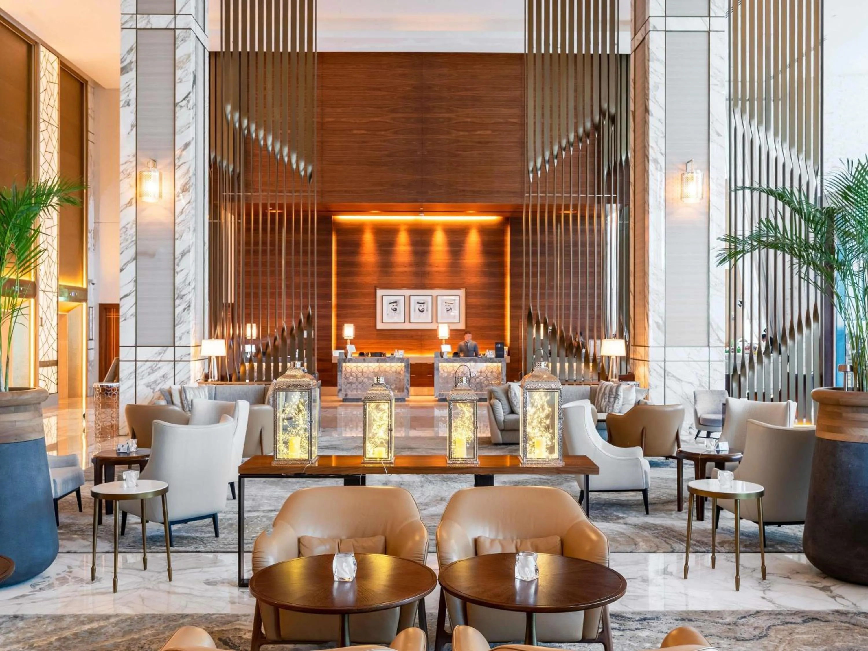 Restaurant/places to eat in Grand Plaza Mövenpick Media City