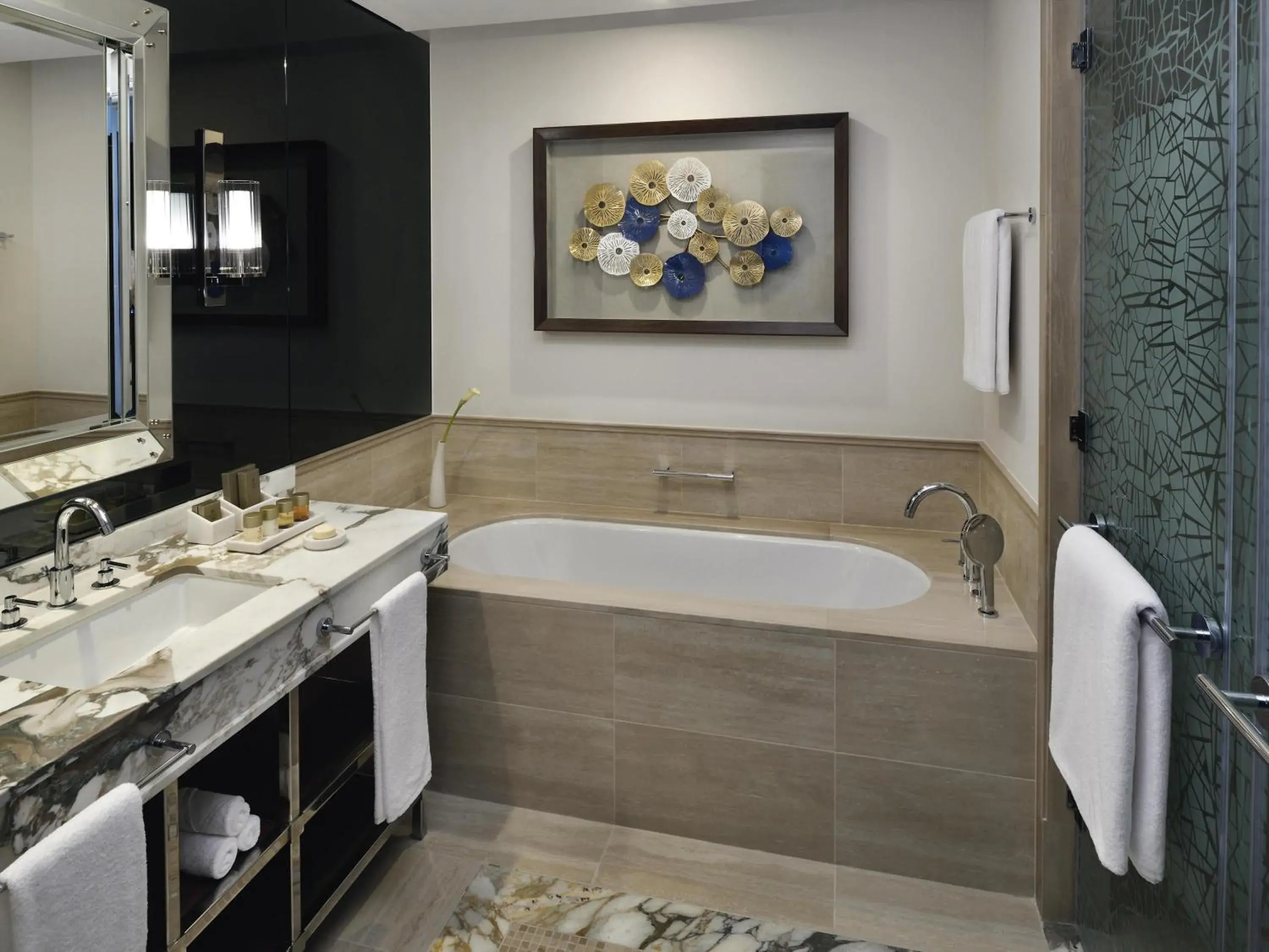 Superior Room in Grand Plaza Mövenpick Media City Superior Room in Grand Plaza Mövenpick Media City