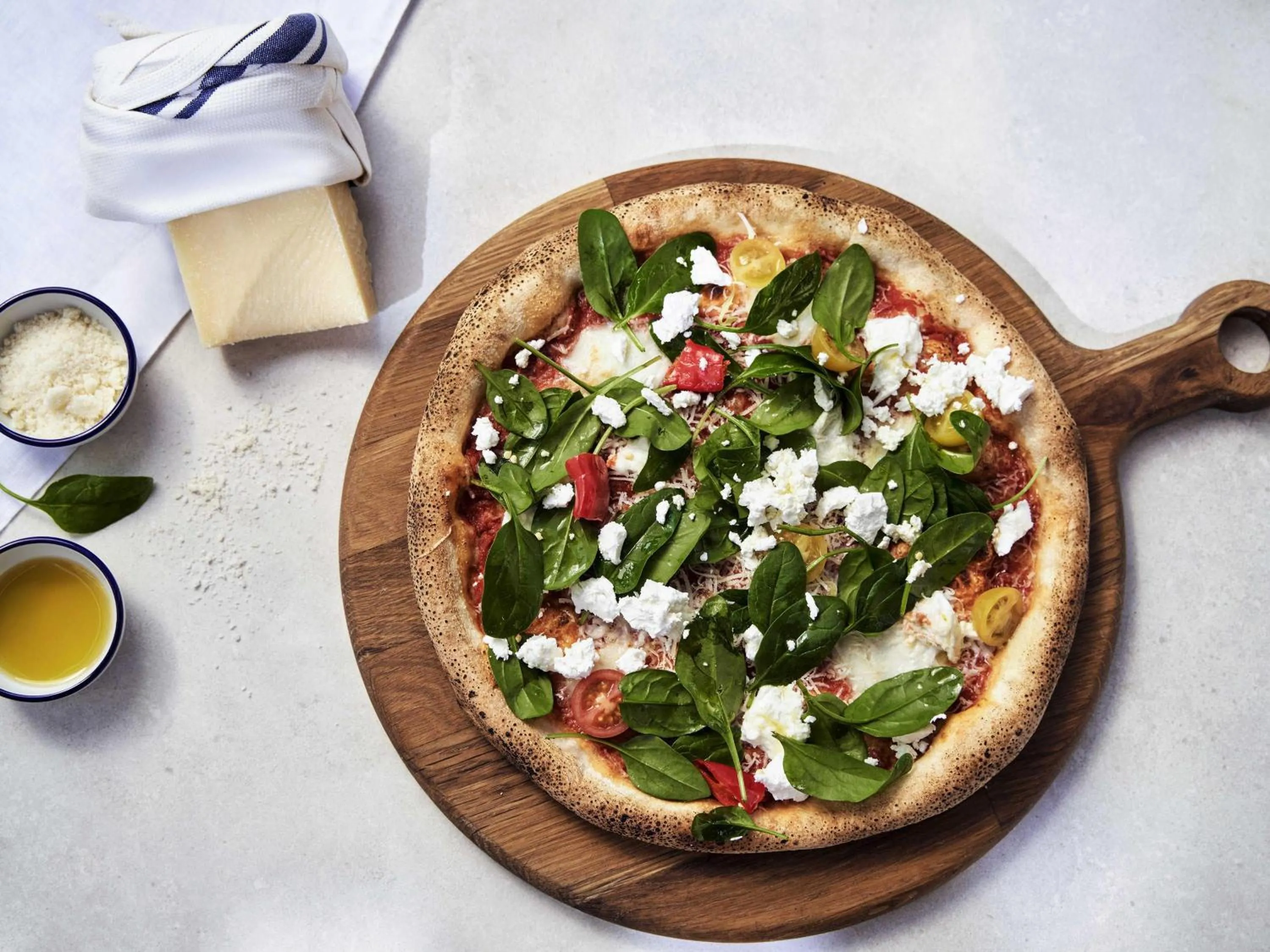 Restaurant/places to eat in Grand Plaza Mövenpick Media City