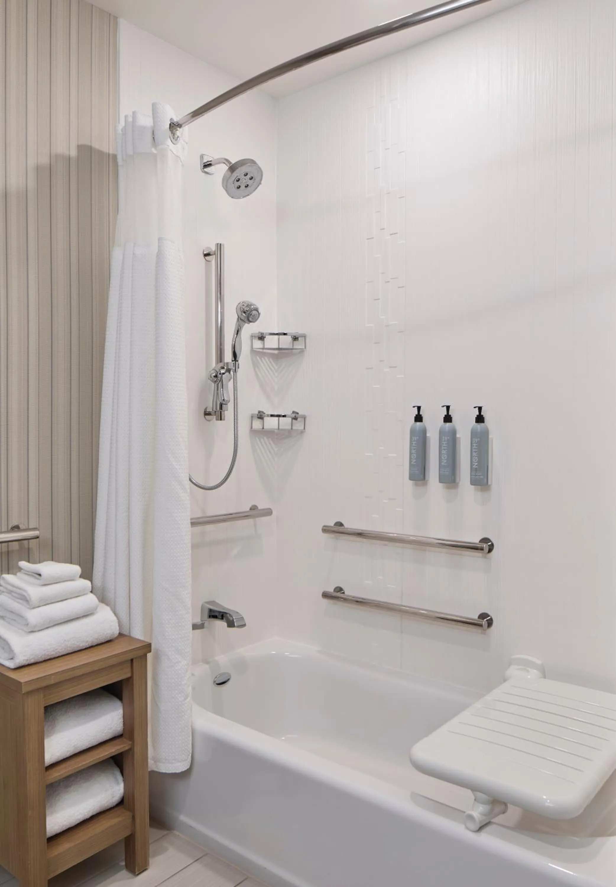 Bathroom in Courtyard by Marriott Albany Troy/Waterfront