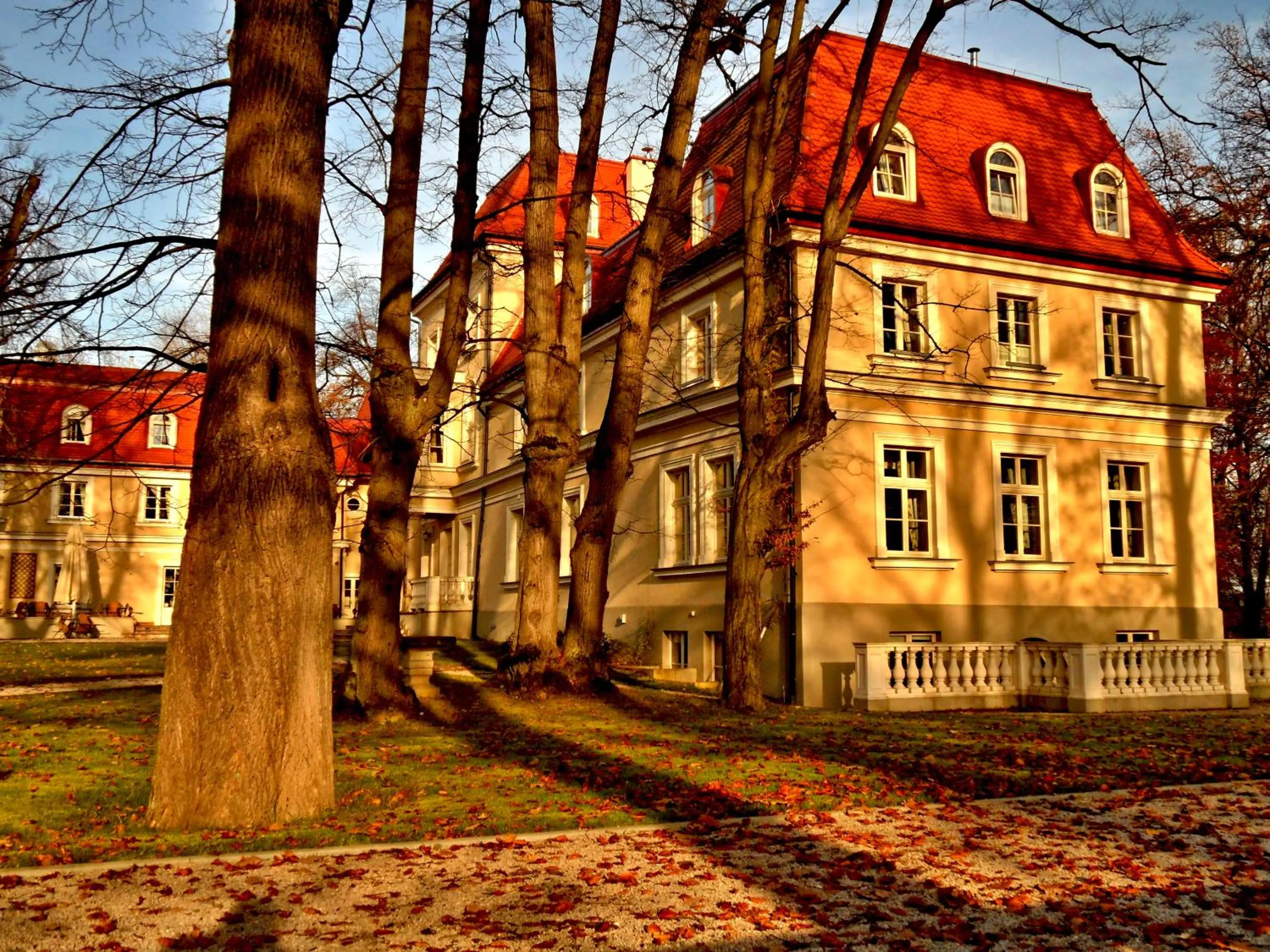 Property building in Dwór Sieraków