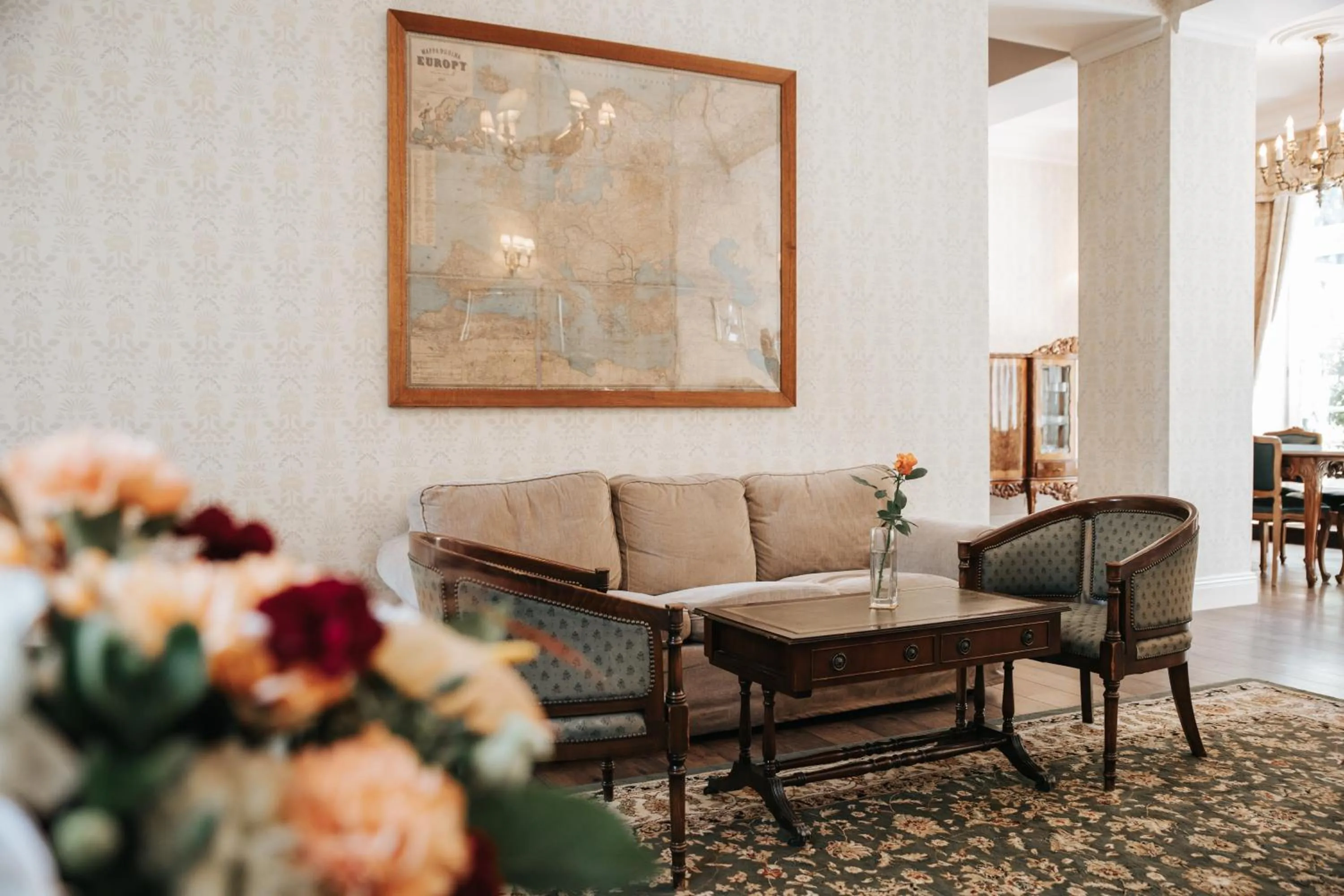 Communal lounge/ TV room in Dwór Sieraków