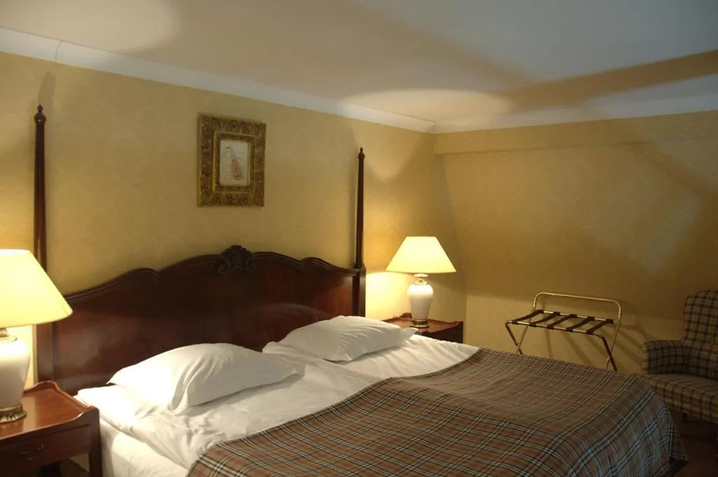 Bed in Dwór Sieraków