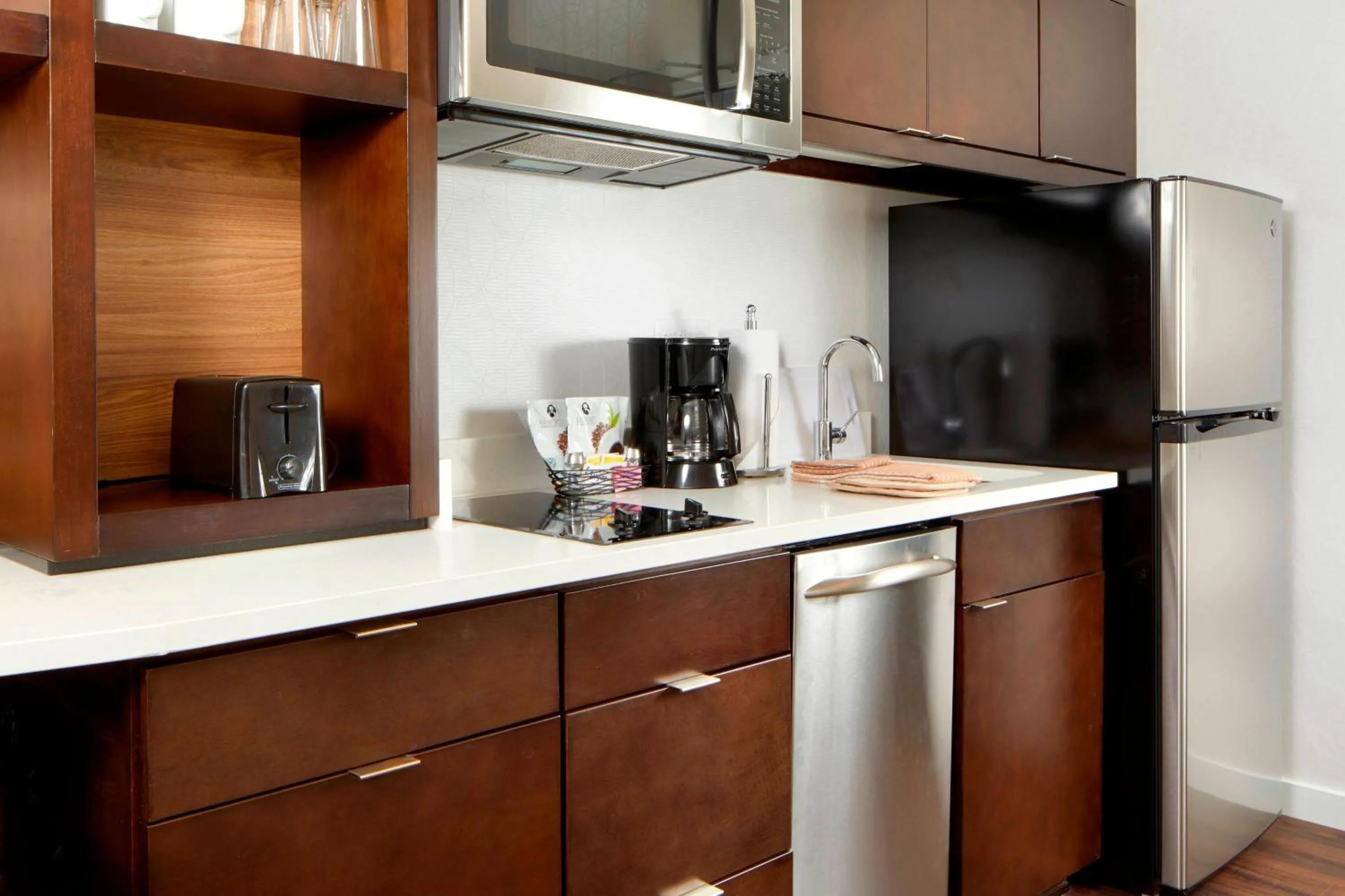 Kitchen or kitchenette in TownePlace Suites by Marriott Columbus Easton Area