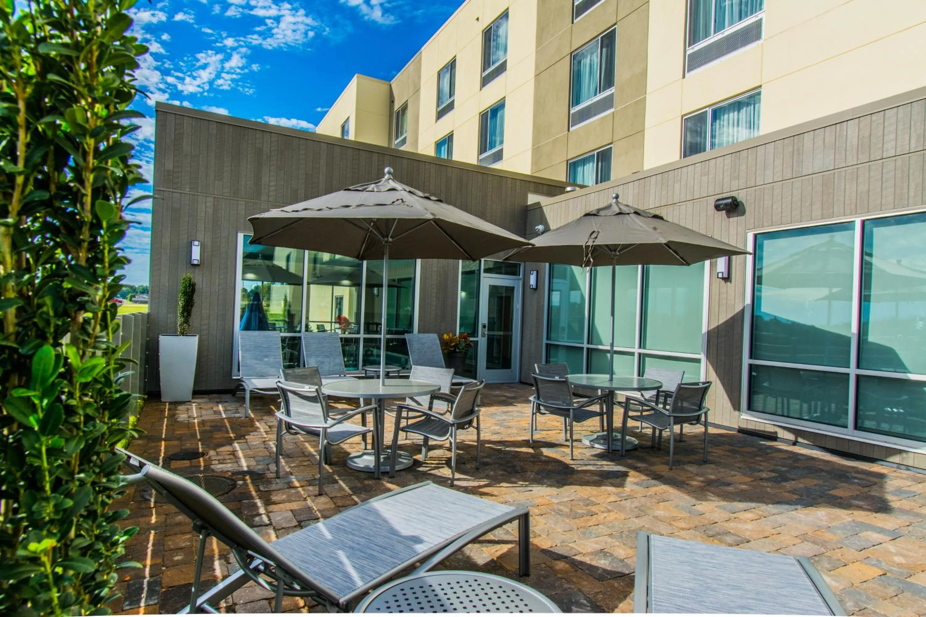 Property building in TownePlace Suites by Marriott Evansville Newburgh