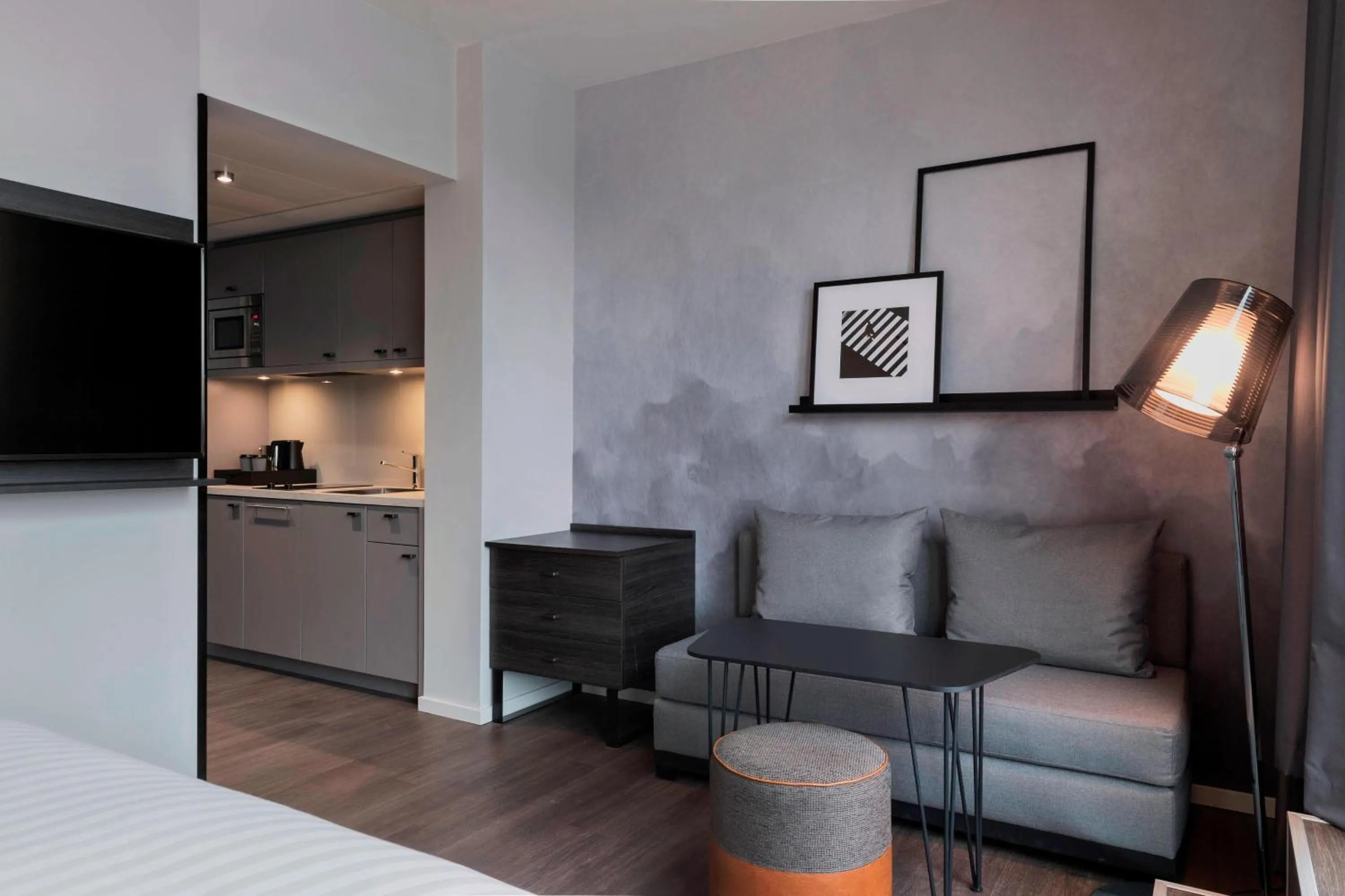 Living room, Bed in Residence Inn by Marriott Frankfurt City Center