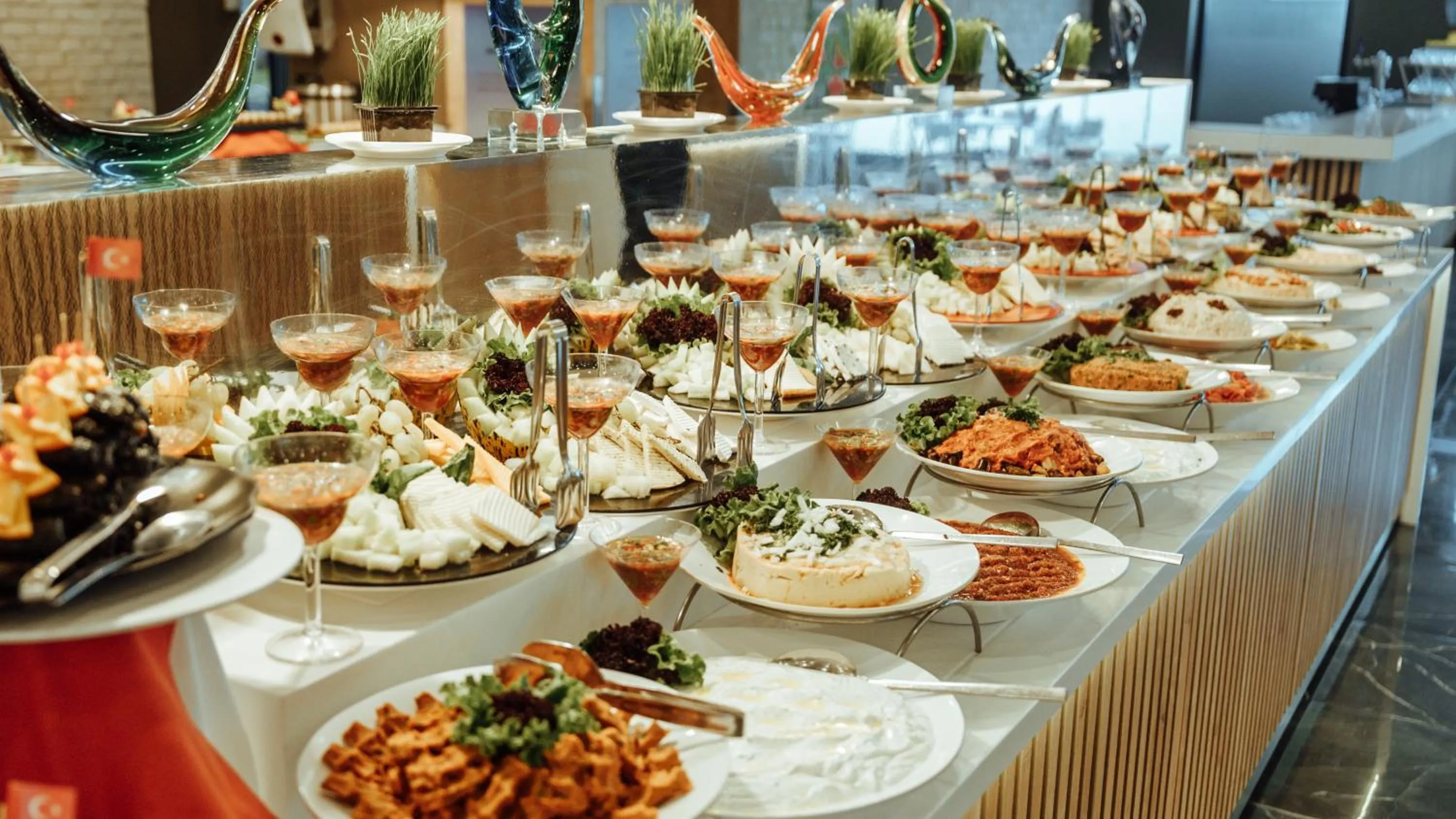 Dinner in Sailor's Beach Club