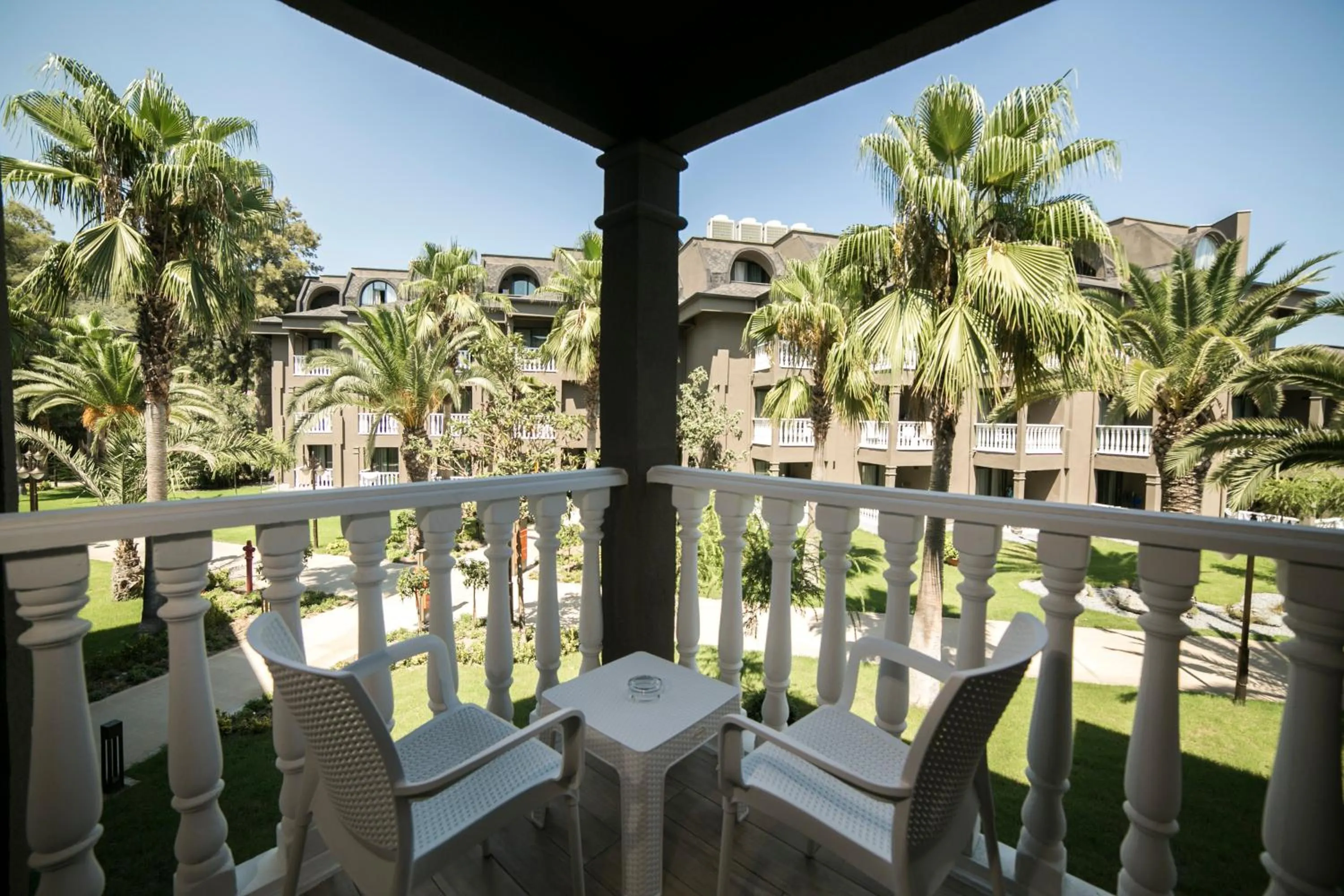 Balcony/Terrace in Sailor's Beach Club