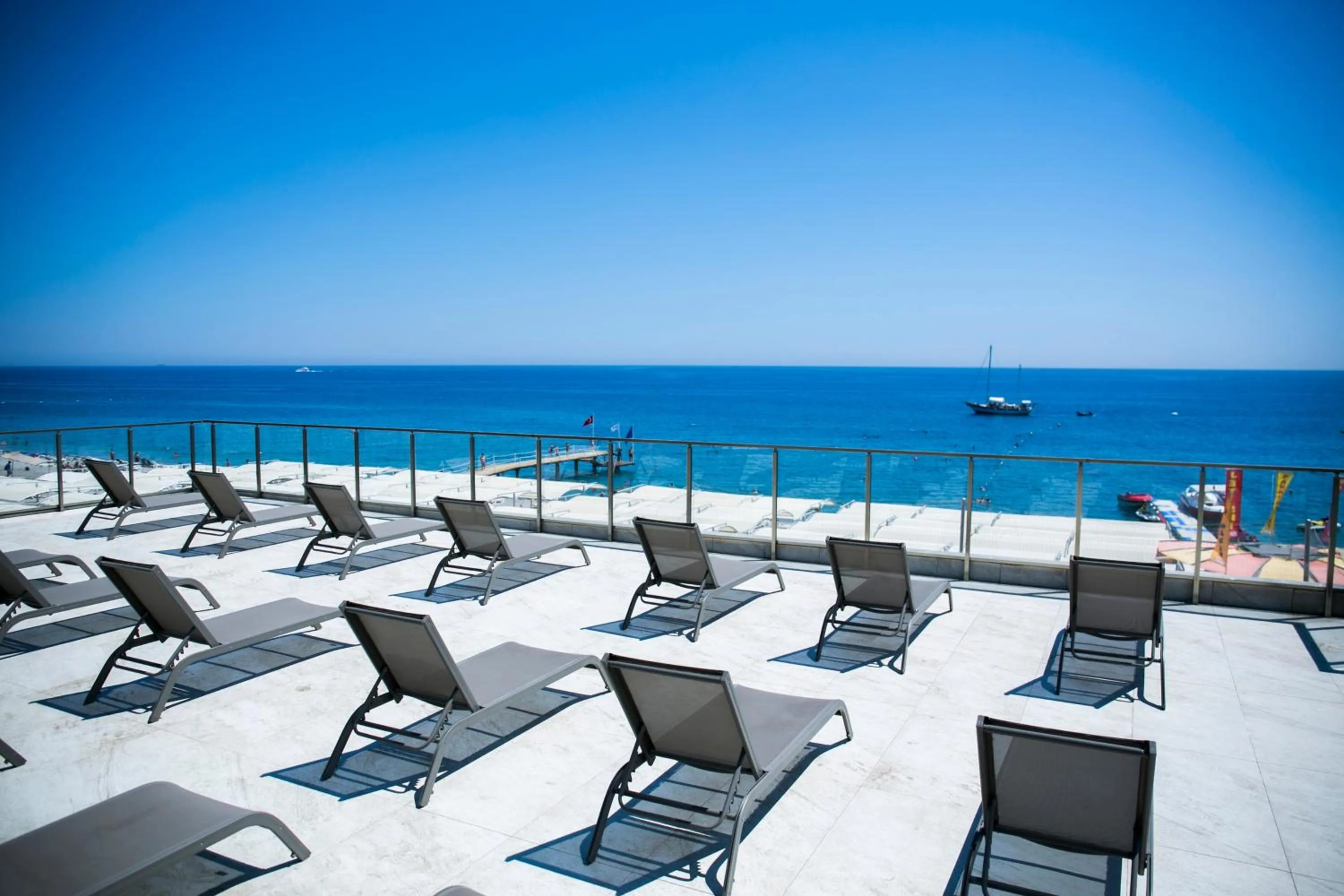 Sea view in Sailor's Beach Club