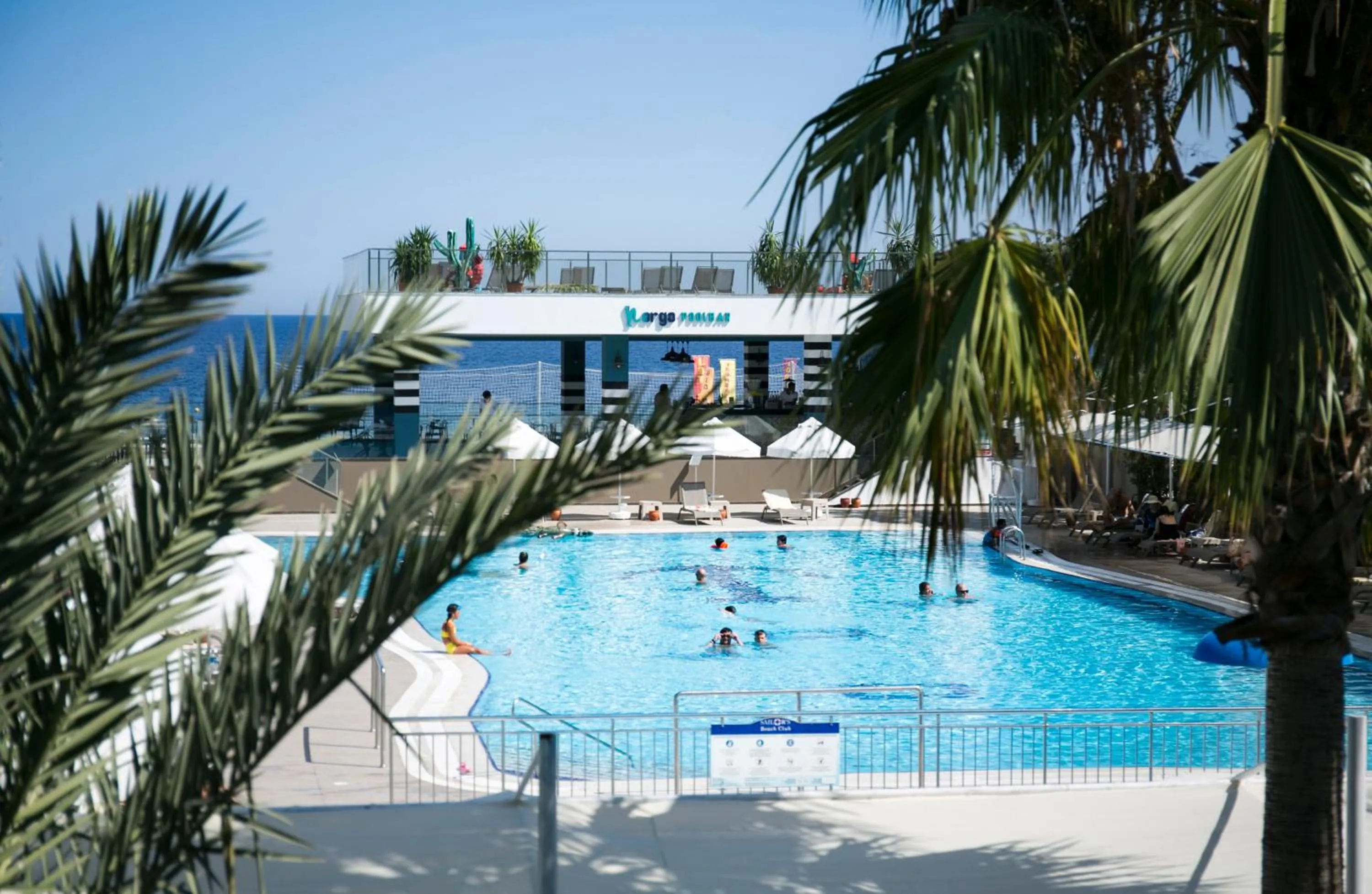 Swimming pool in Sailor's Beach Club
