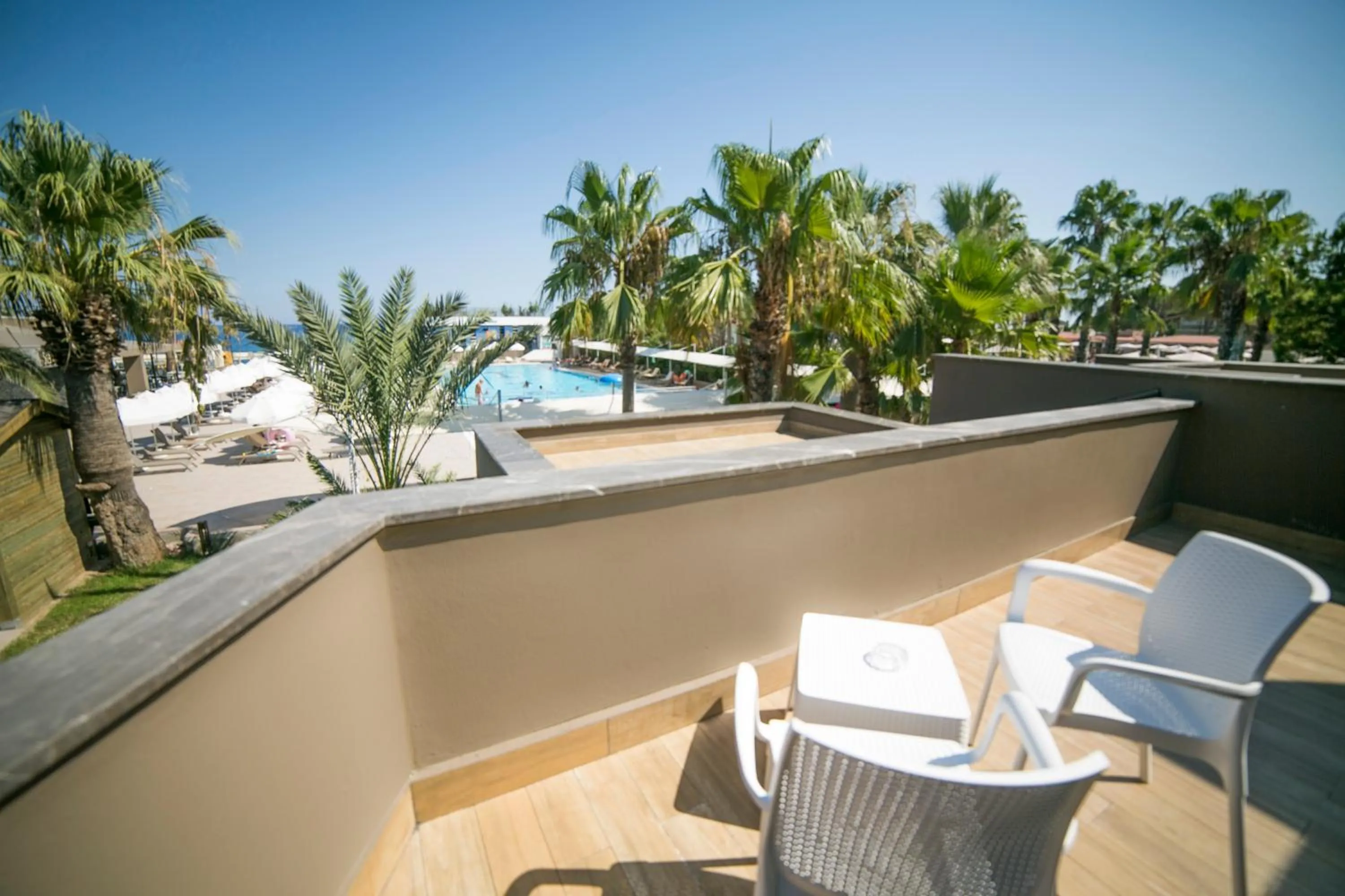 Balcony/Terrace in Sailor's Beach Club