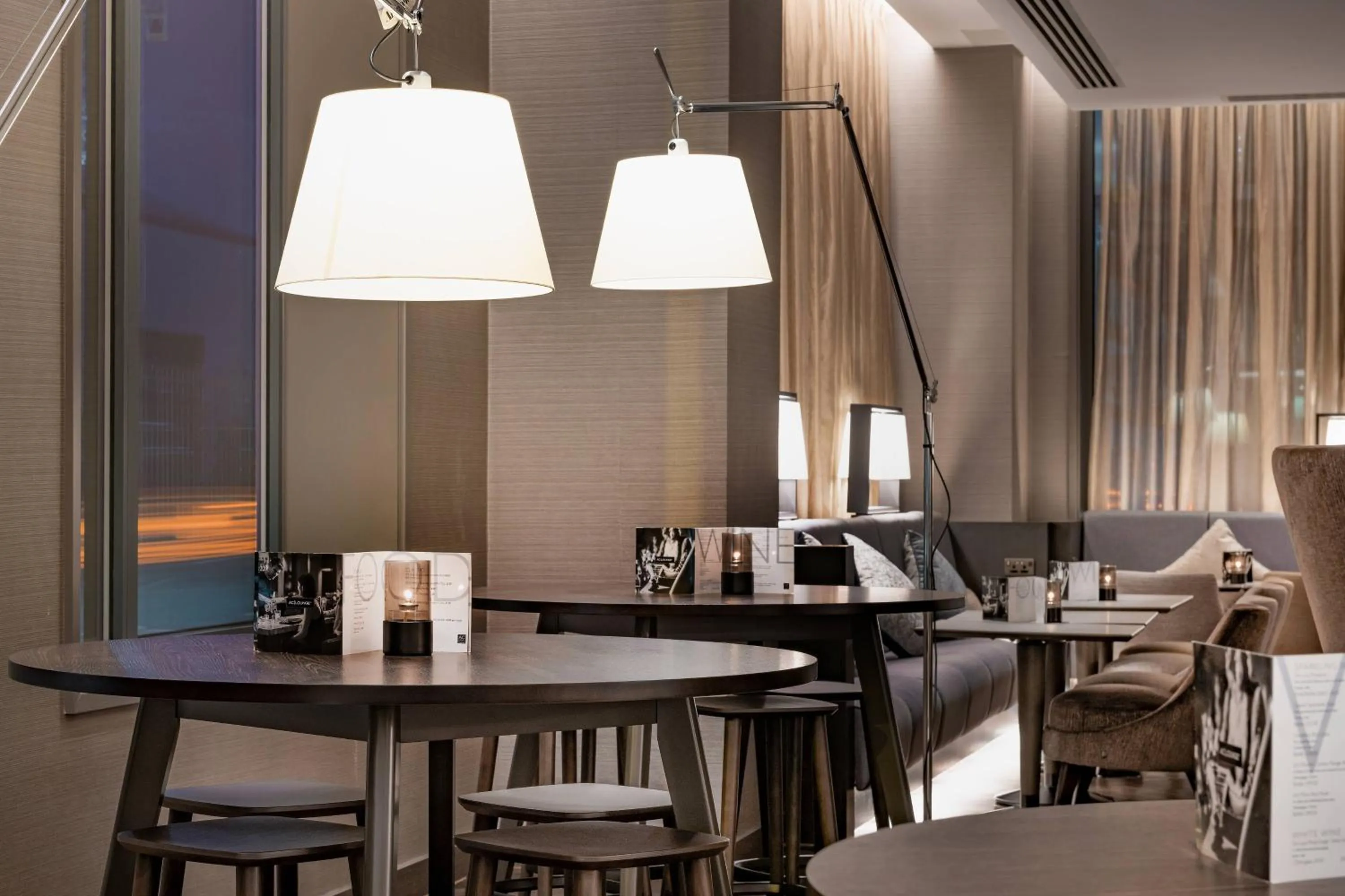 Lounge or bar in AC Hotel by Marriott Manchester City Centre