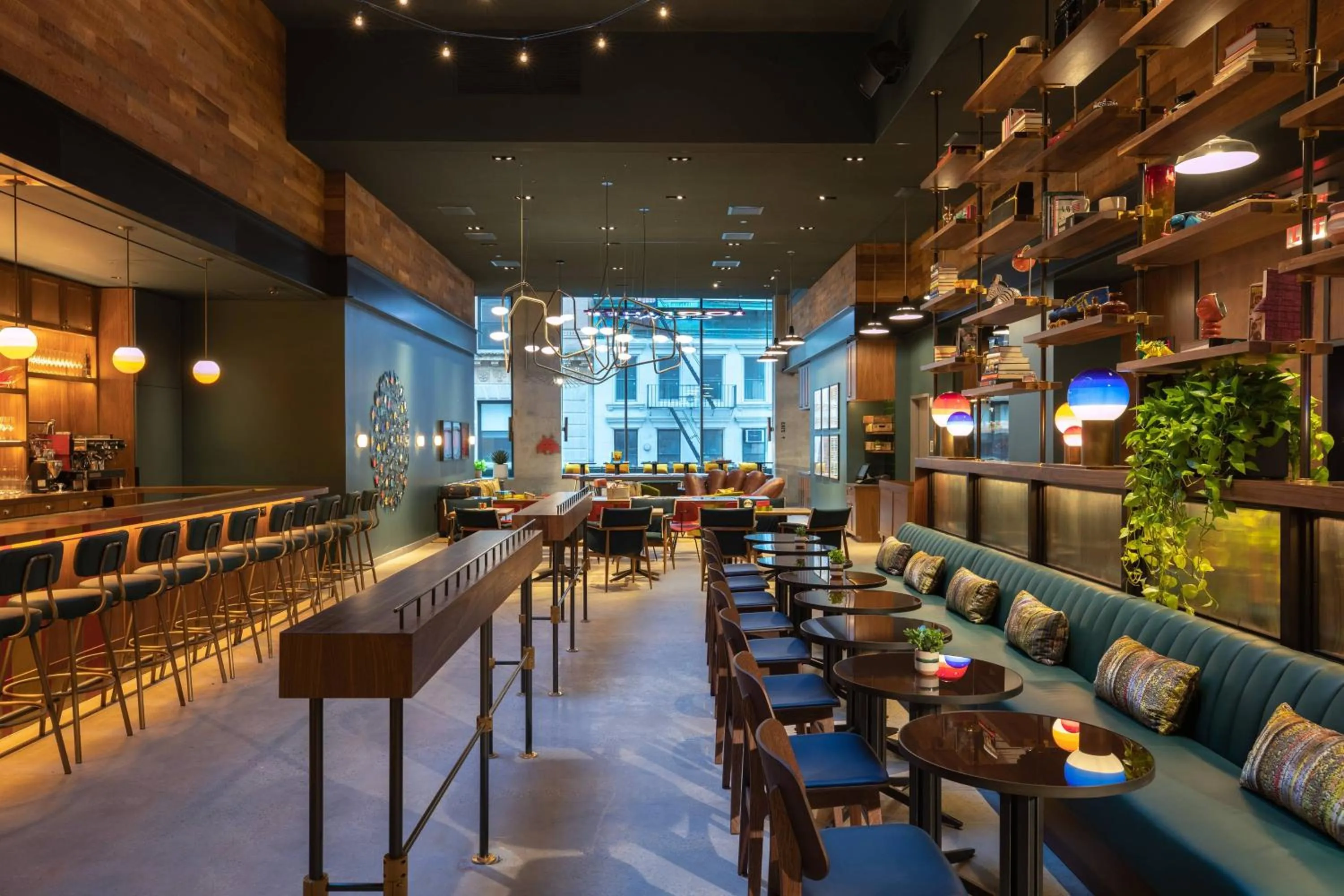 Restaurant/places to eat in Moxy NYC Downtown