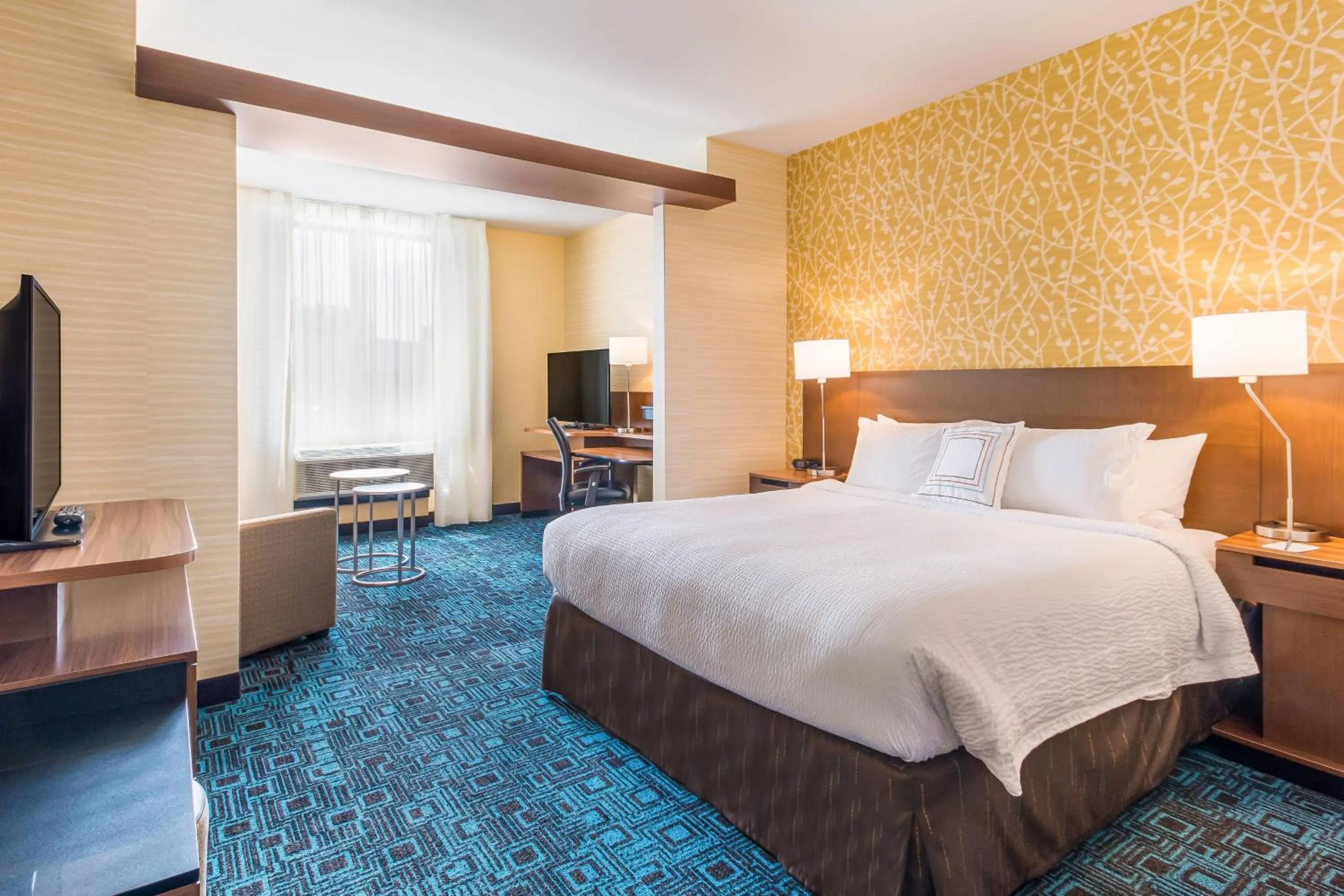 Photo of the whole room, Bed in Fairfield Inn & Suites by Marriott Chickasha